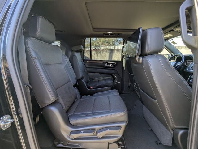 2021 Chevrolet Suburban High Country