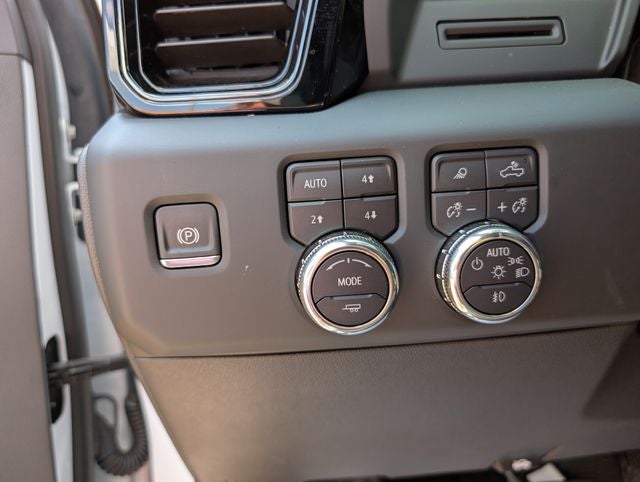 2025 GMC Sierra 2500HD AT4
