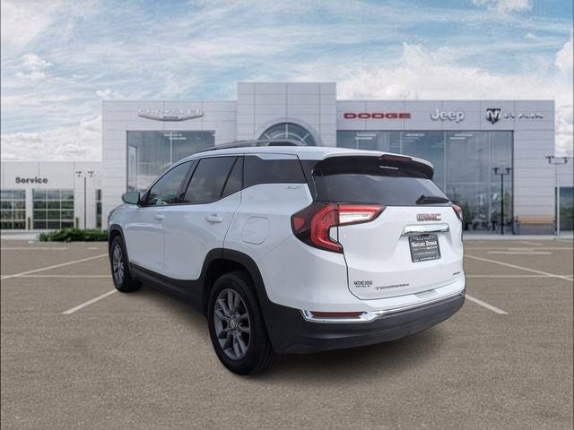 2024 GMC Terrain SLT