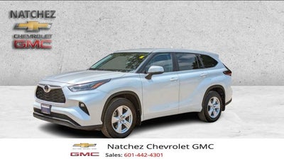 2024 Toyota Highlander LE