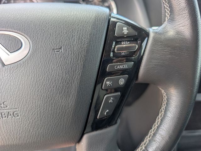 2024 INFINITI QX80 LUXE