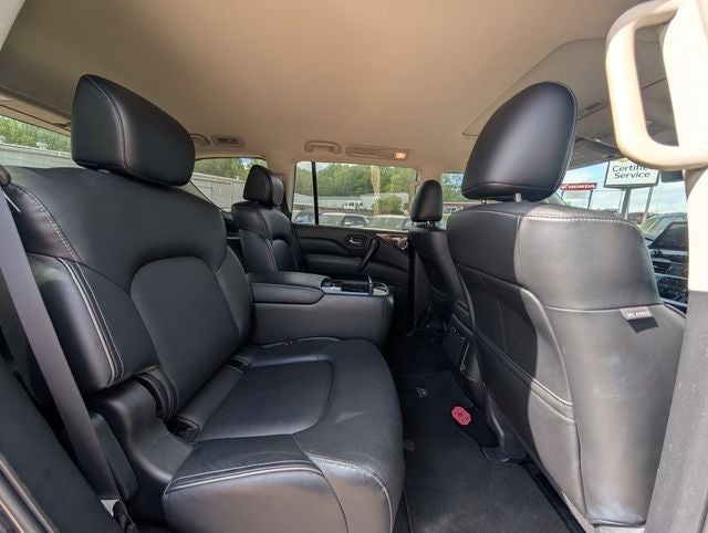 2024 INFINITI QX80 LUXE