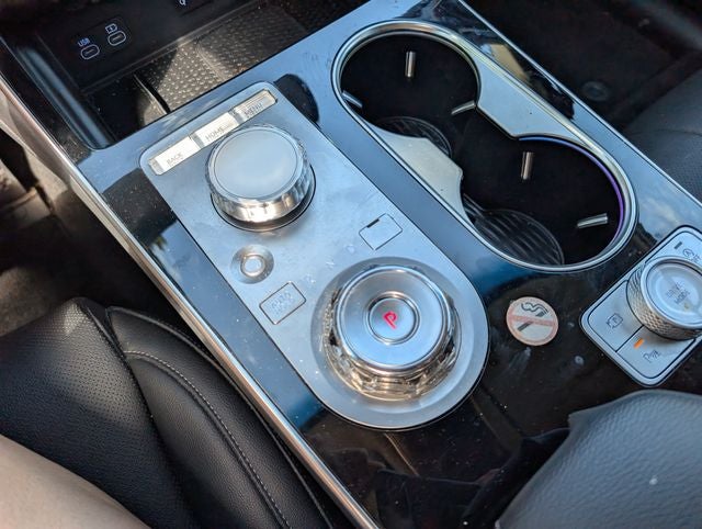2025 Genesis GV80 2.5T