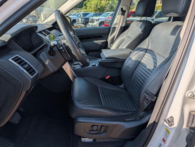 2024 Land Rover Discovery S