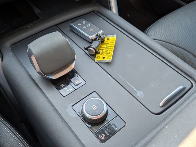 2024 Land Rover Discovery S