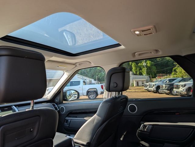 2024 Land Rover Discovery S