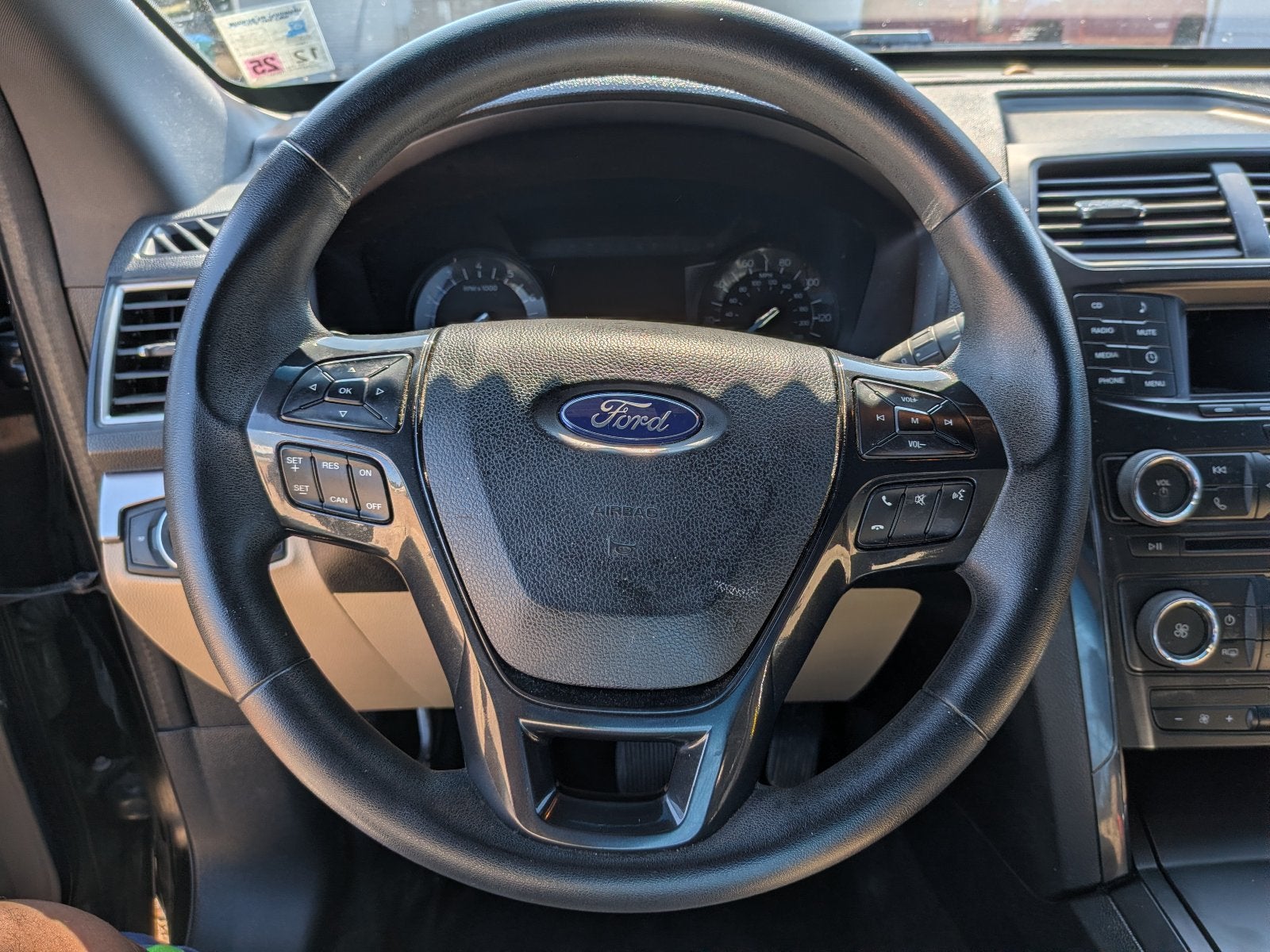2016 Ford Explorer Base