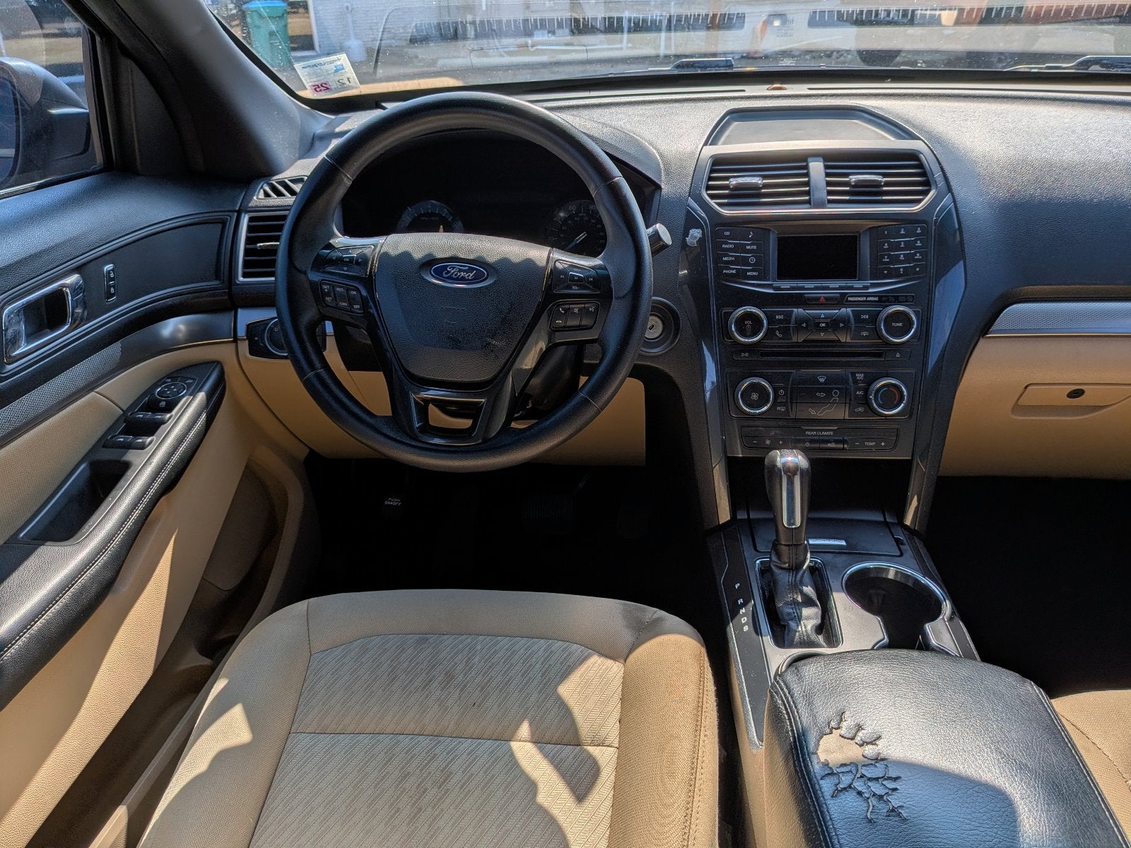 2016 Ford Explorer Base