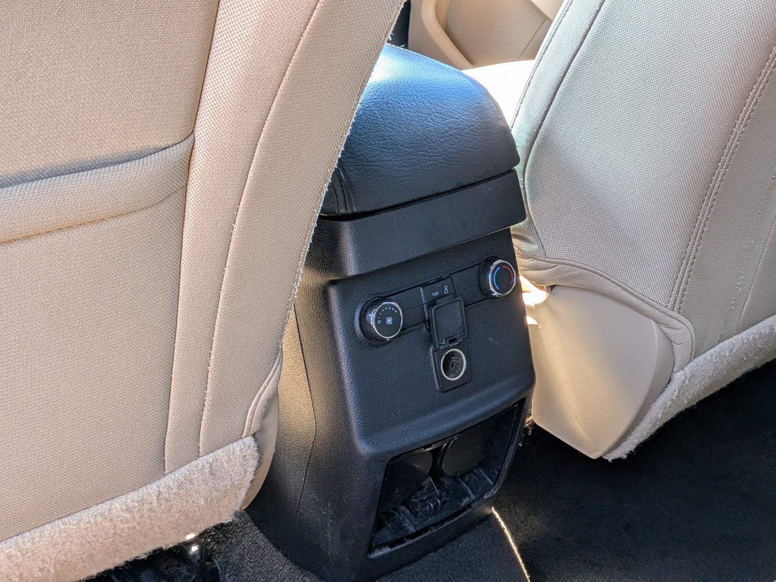 2016 Ford Explorer Base