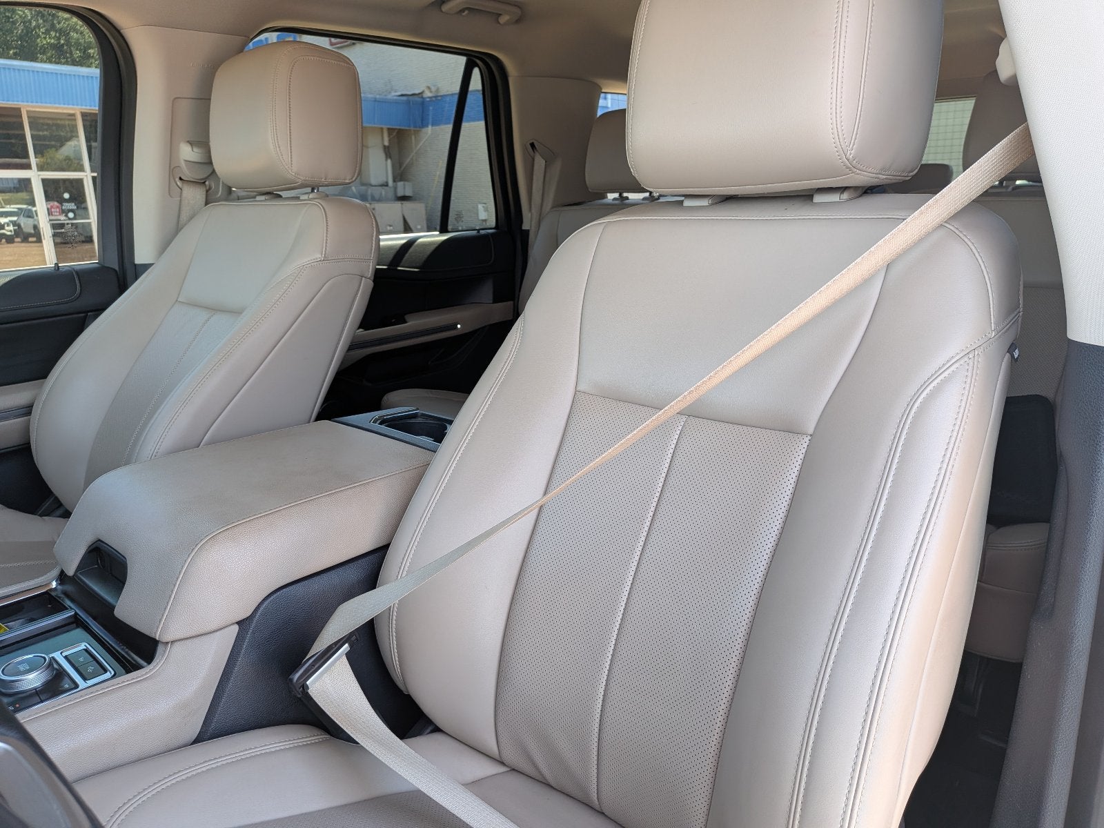 2022 Ford Expedition Max XLT