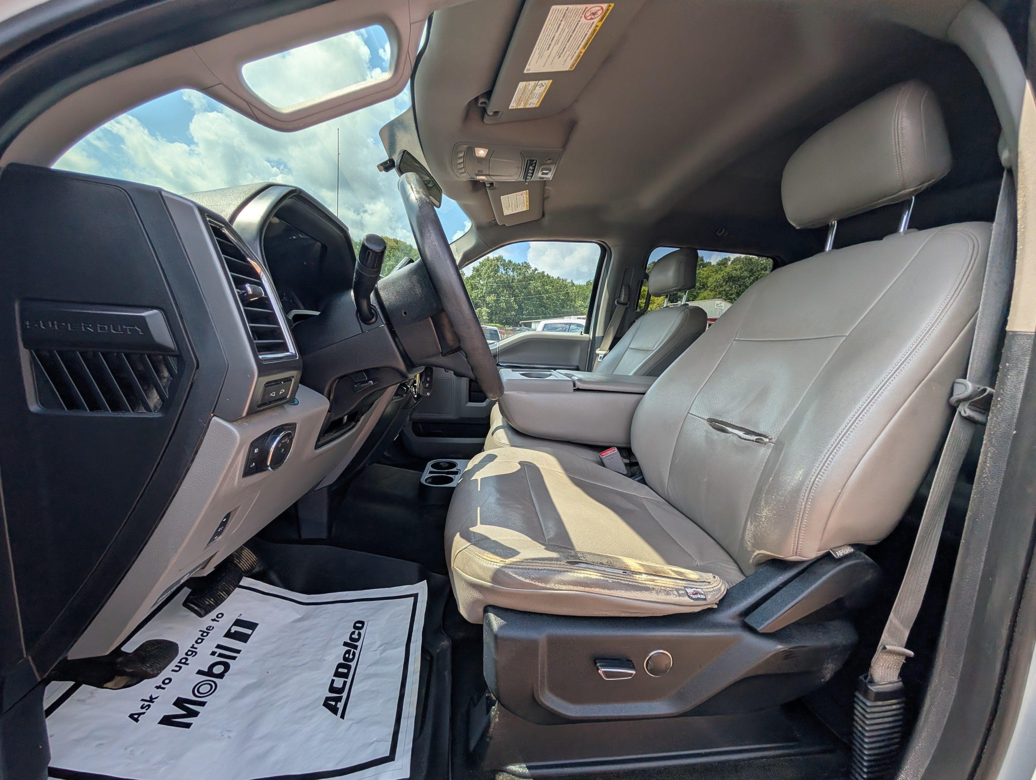 2017 Ford Super Duty F-250 SRW Lariat