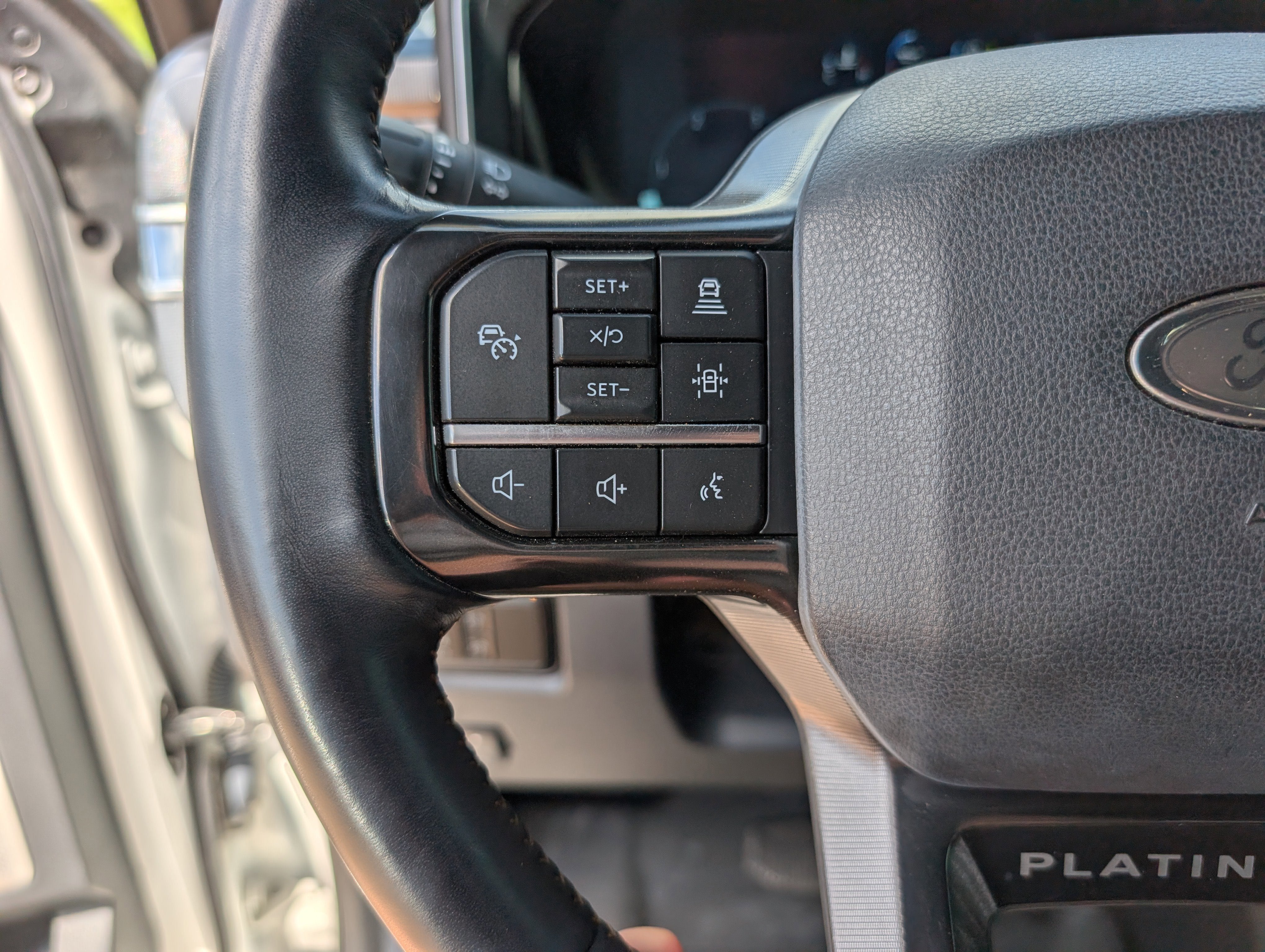 2024 Ford Super Duty F-450 DRW XL