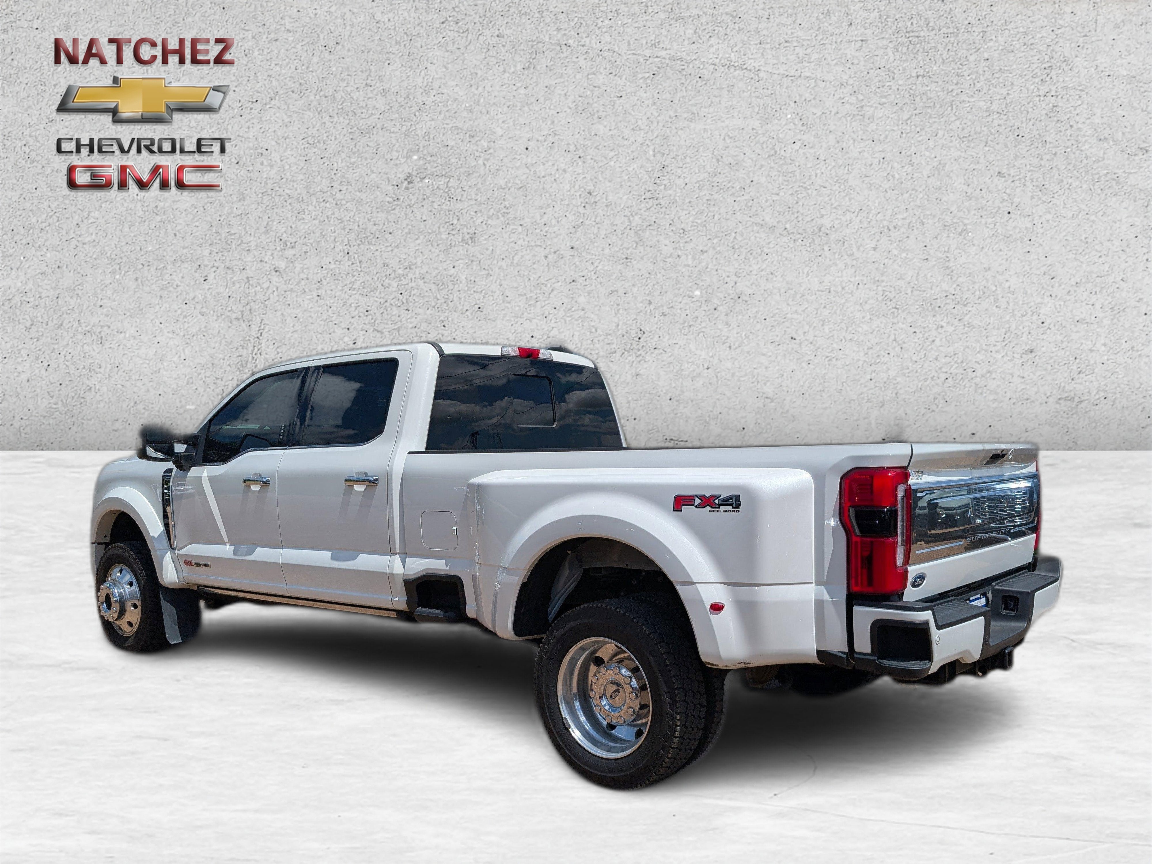 2024 Ford Super Duty F-450 DRW XL