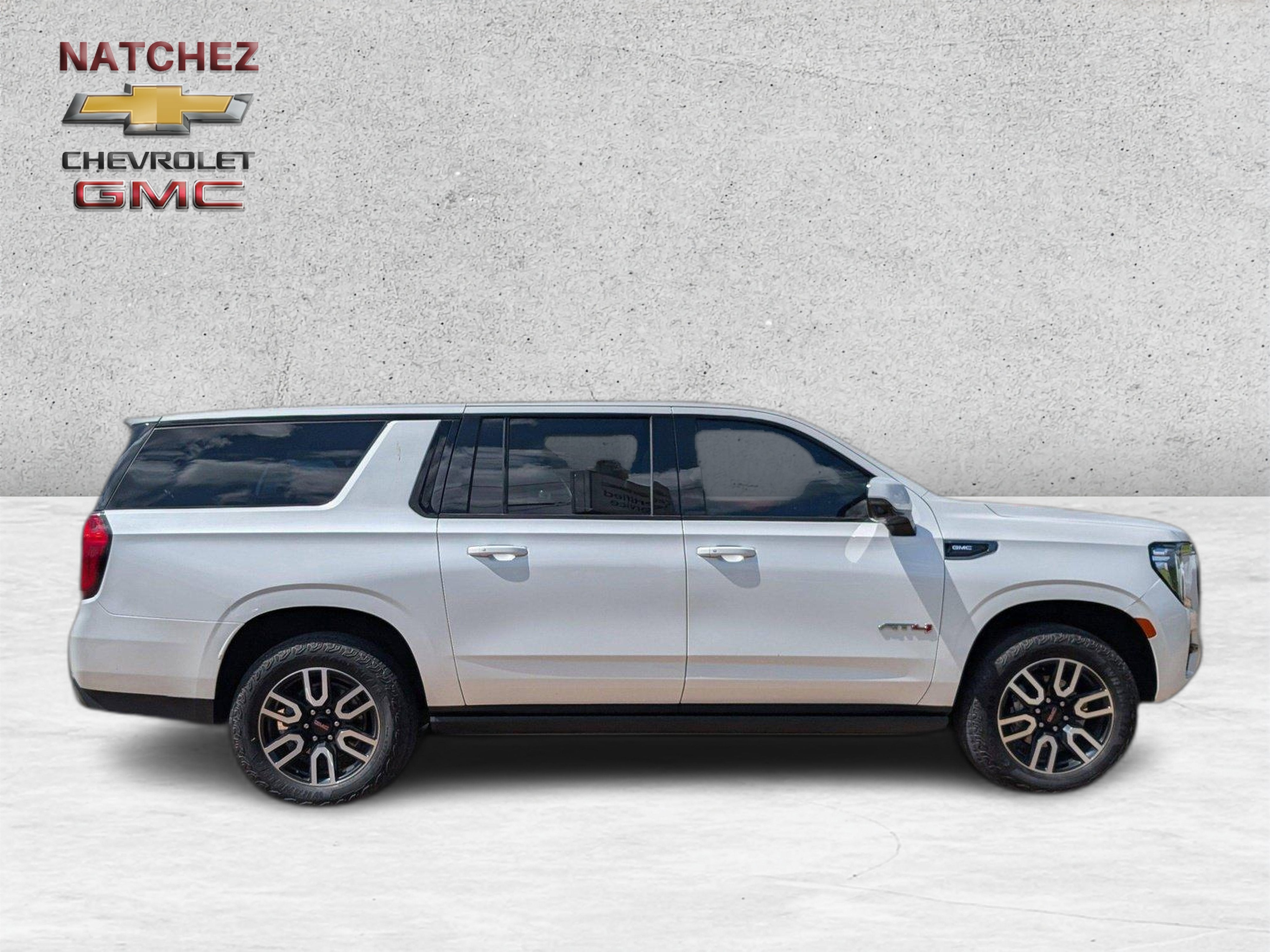 2023 GMC Yukon XL AT4