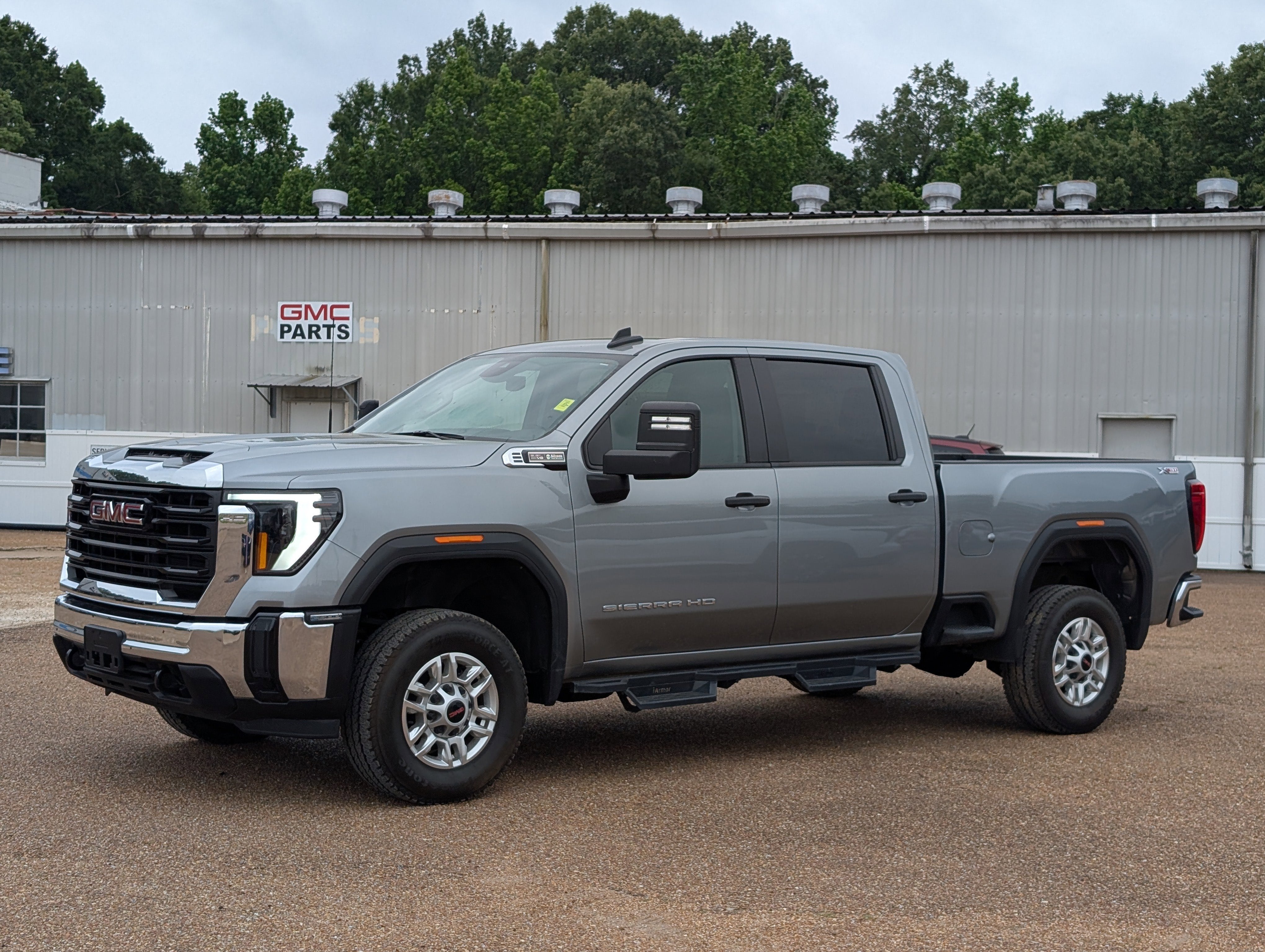 2024 GMC Sierra 2500 HD Pro