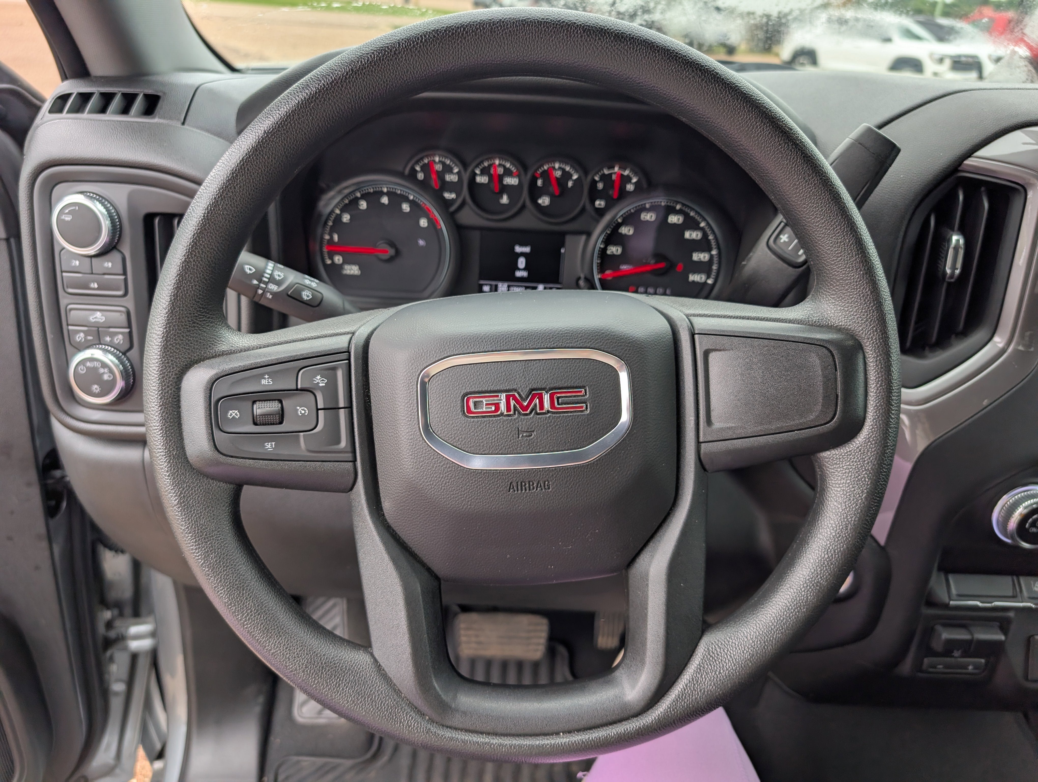 2024 GMC Sierra 2500 HD Pro
