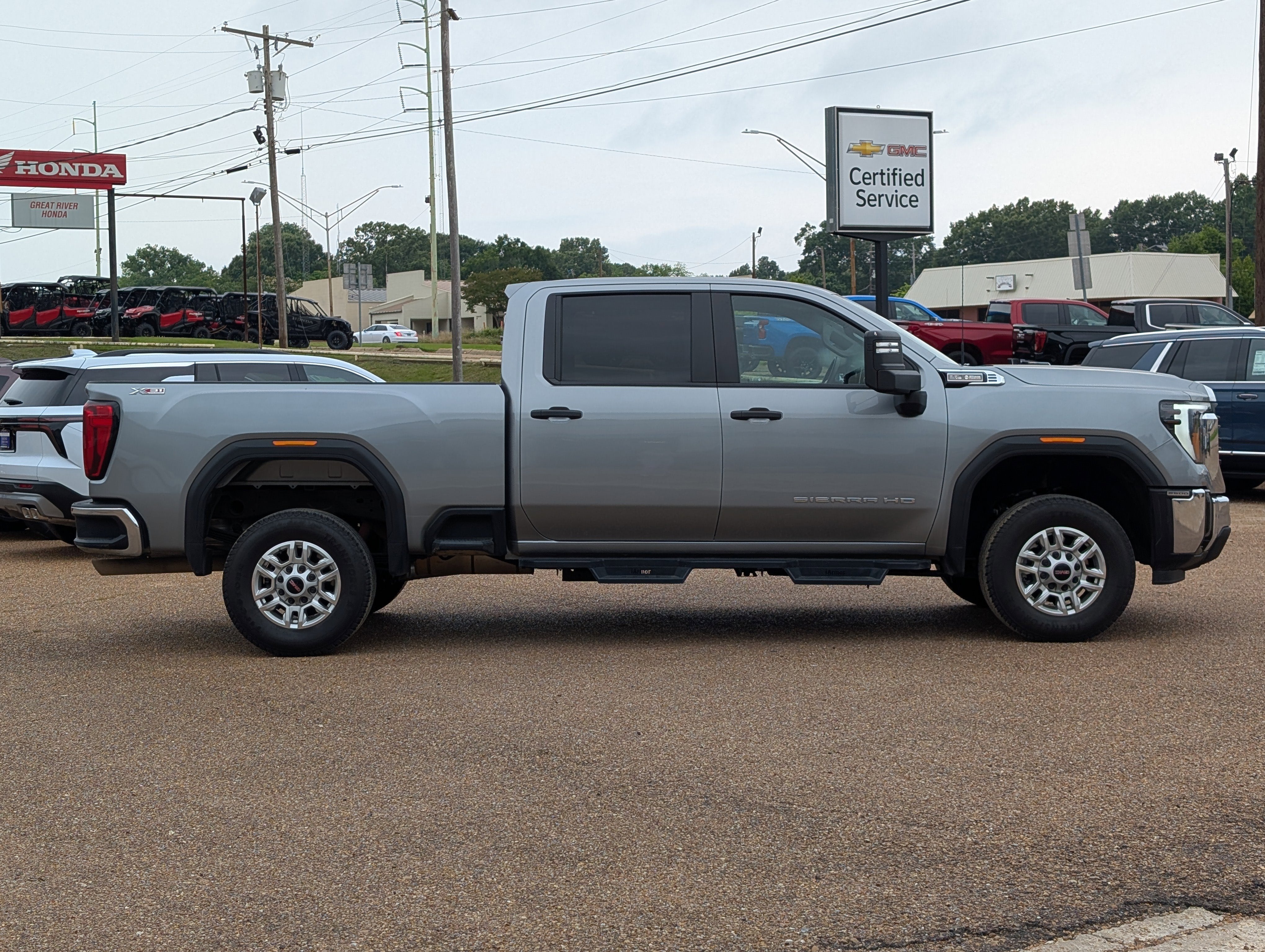 2024 GMC Sierra 2500 HD Pro