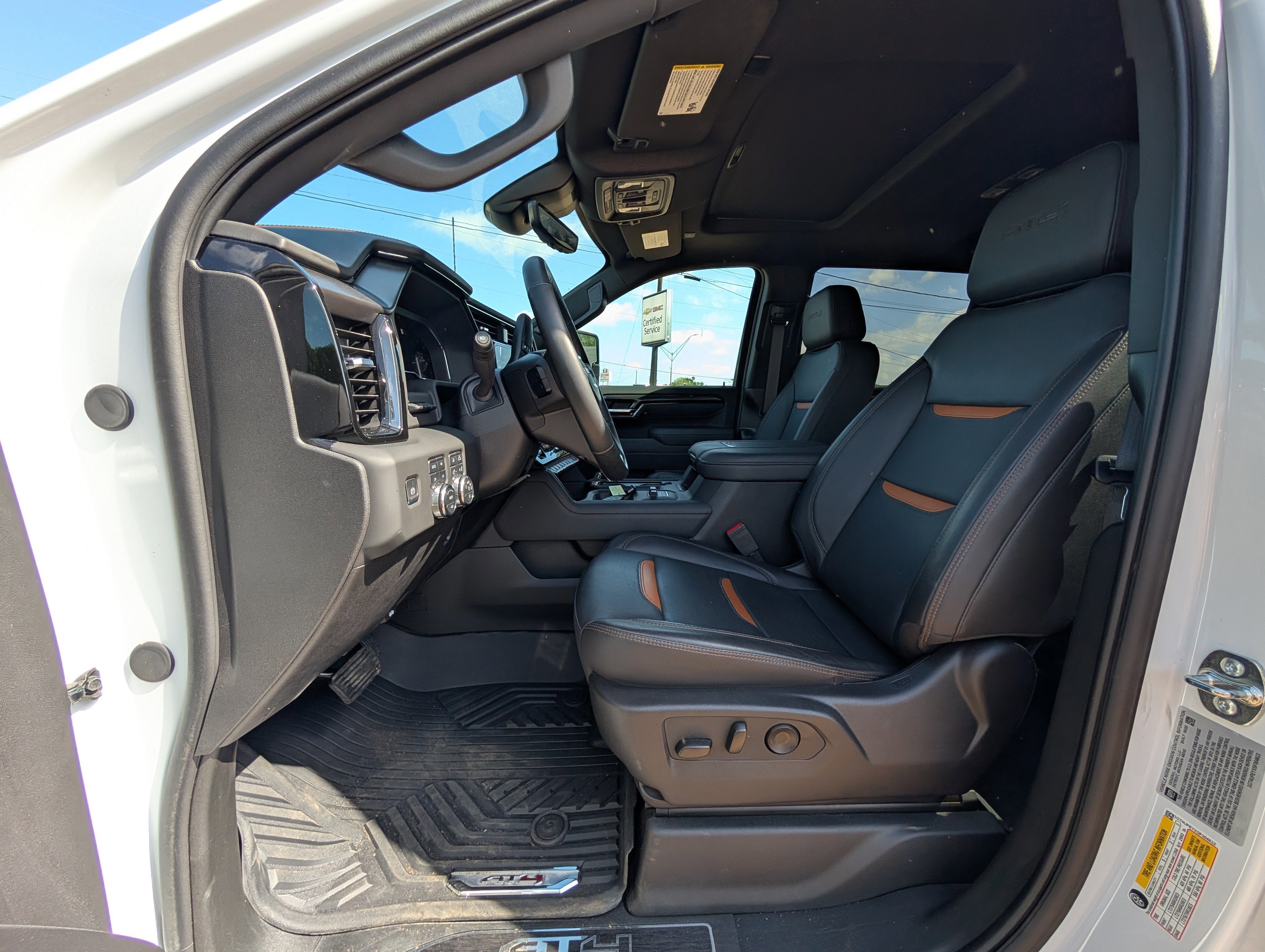 2025 GMC Sierra 2500 HD AT4