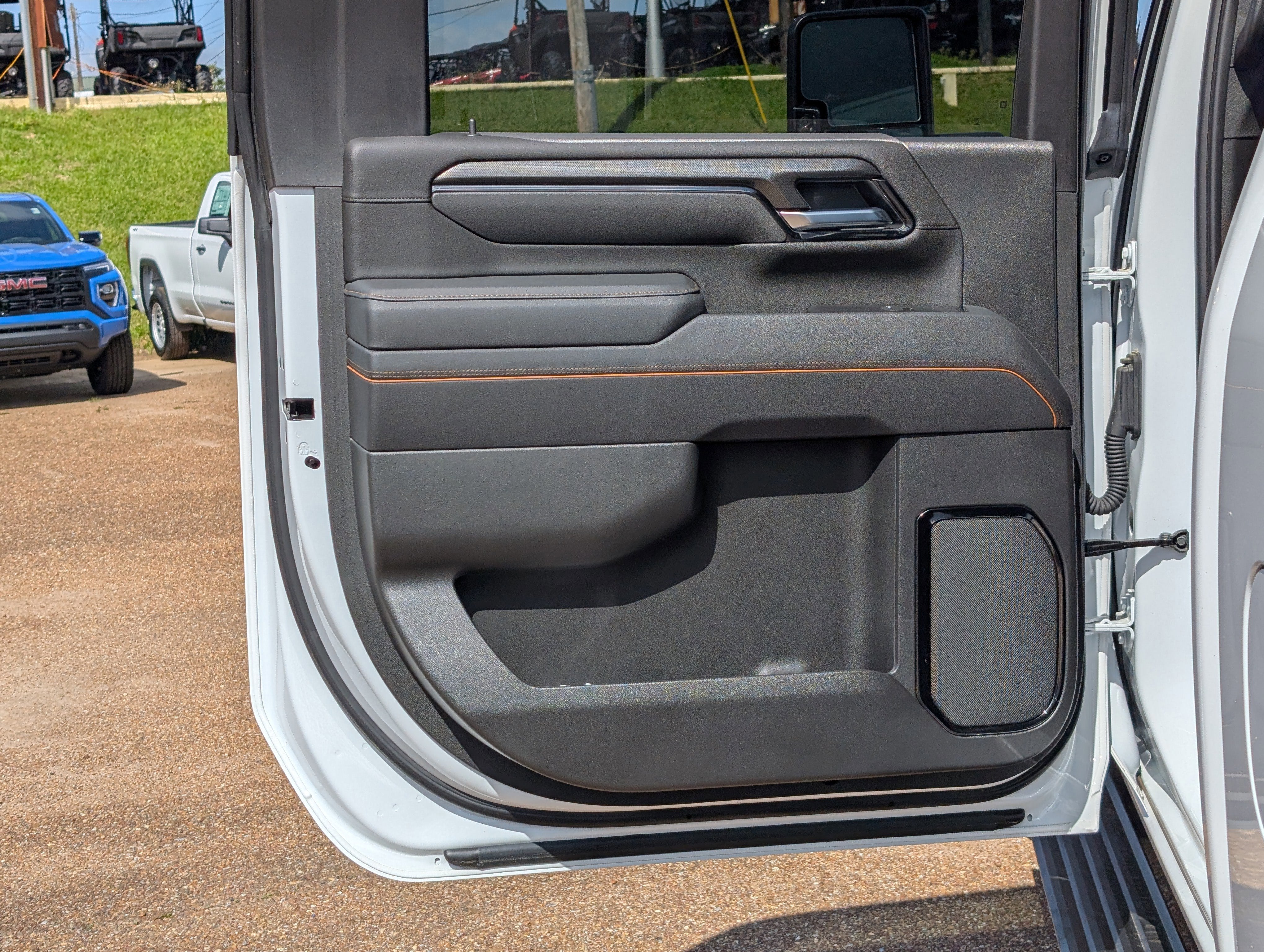 2025 GMC Sierra 2500 HD AT4