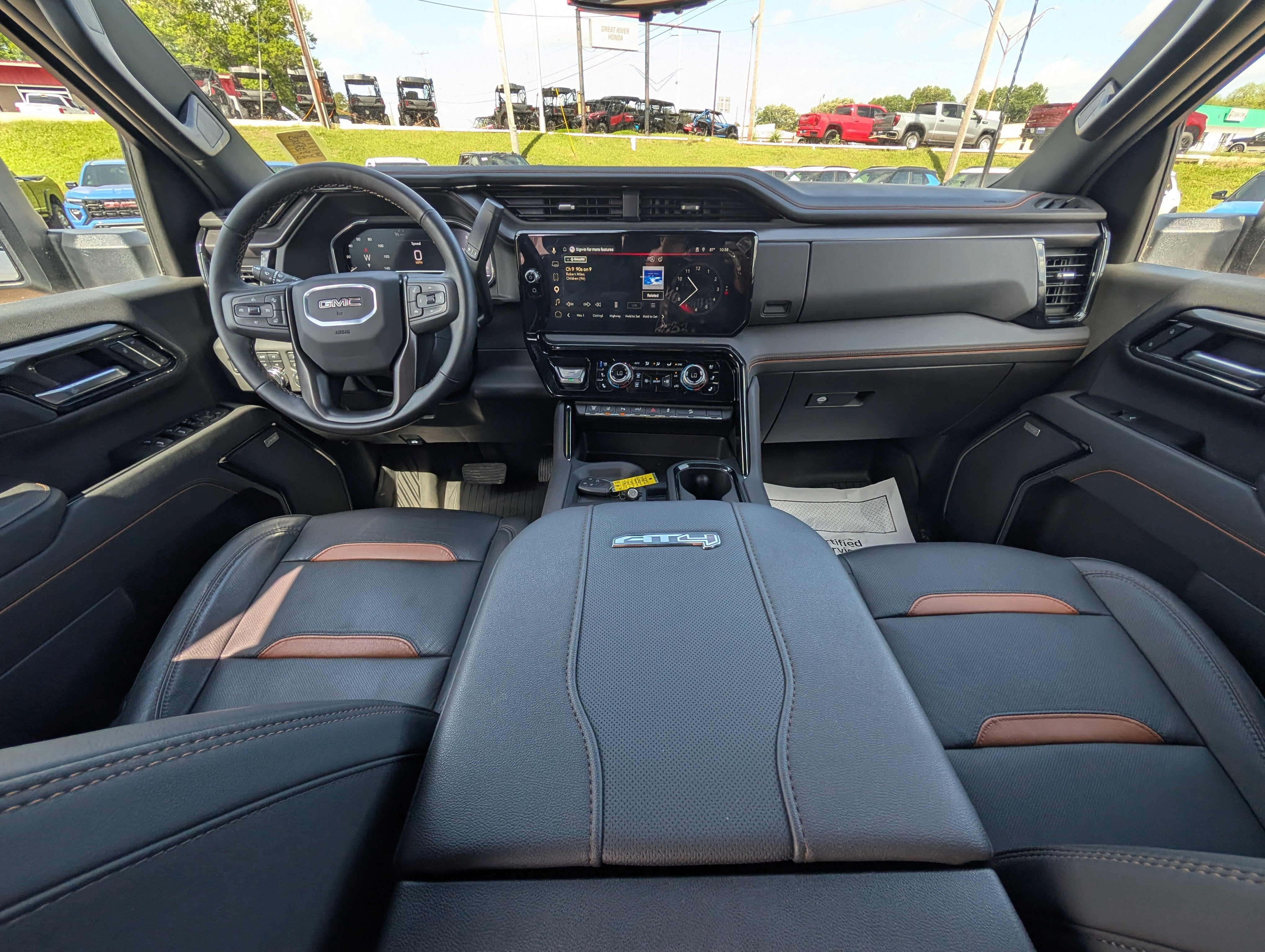 2025 GMC Sierra 2500 HD AT4