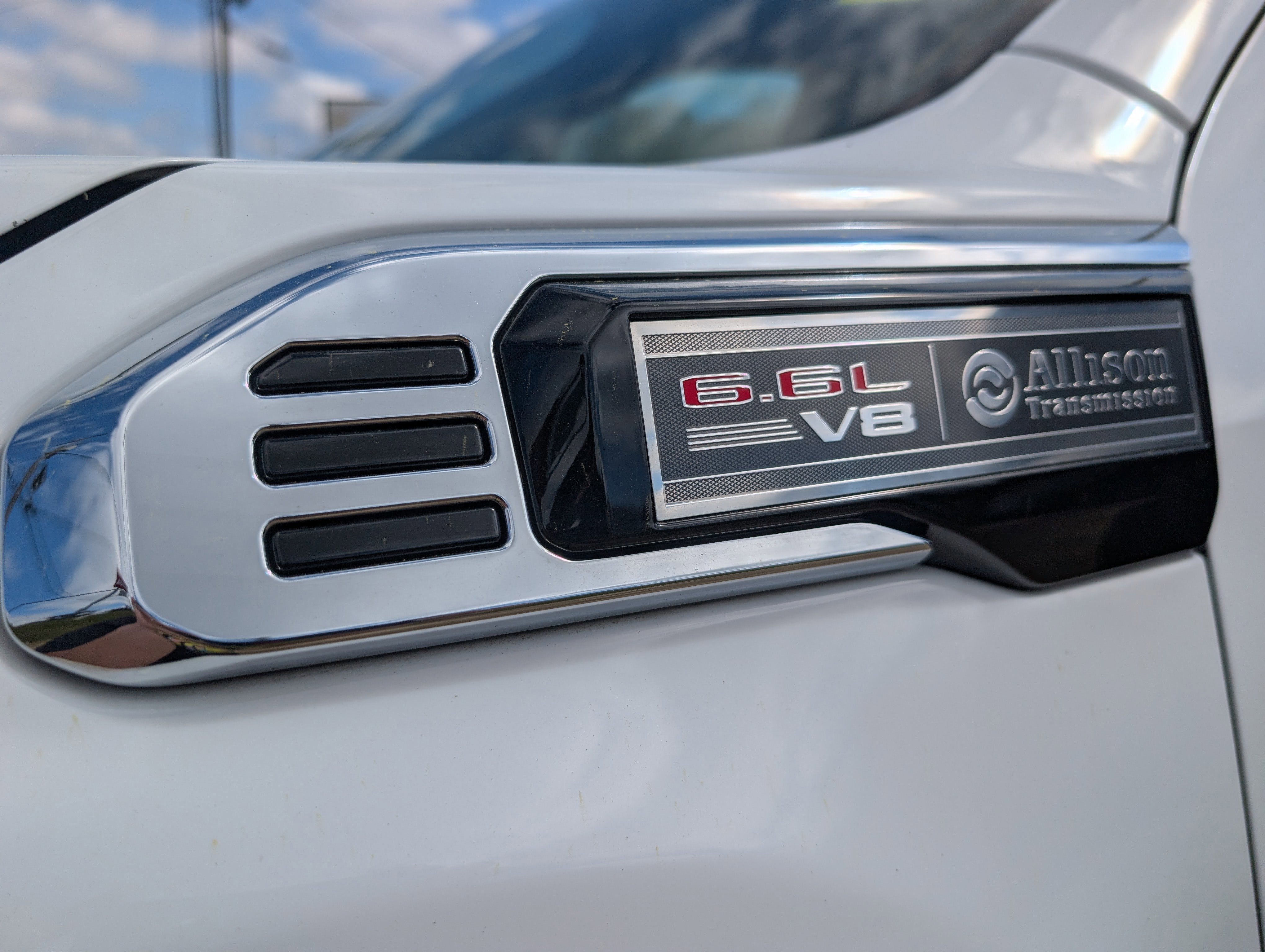 2024 GMC Sierra 2500 HD Pro