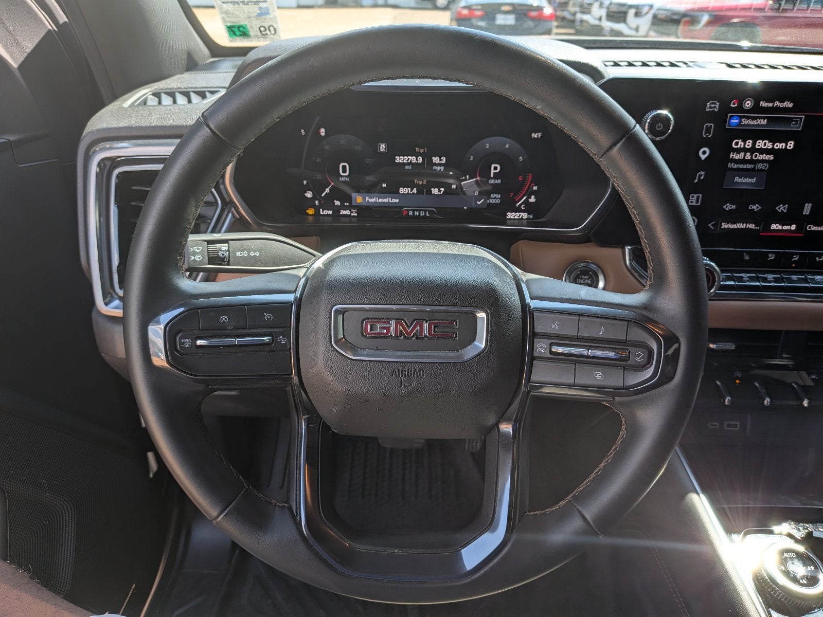 2025 GMC Canyon AT4