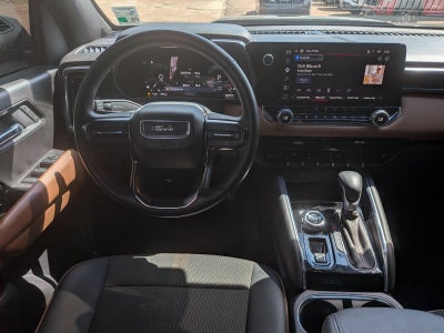 2025 GMC Canyon AT4