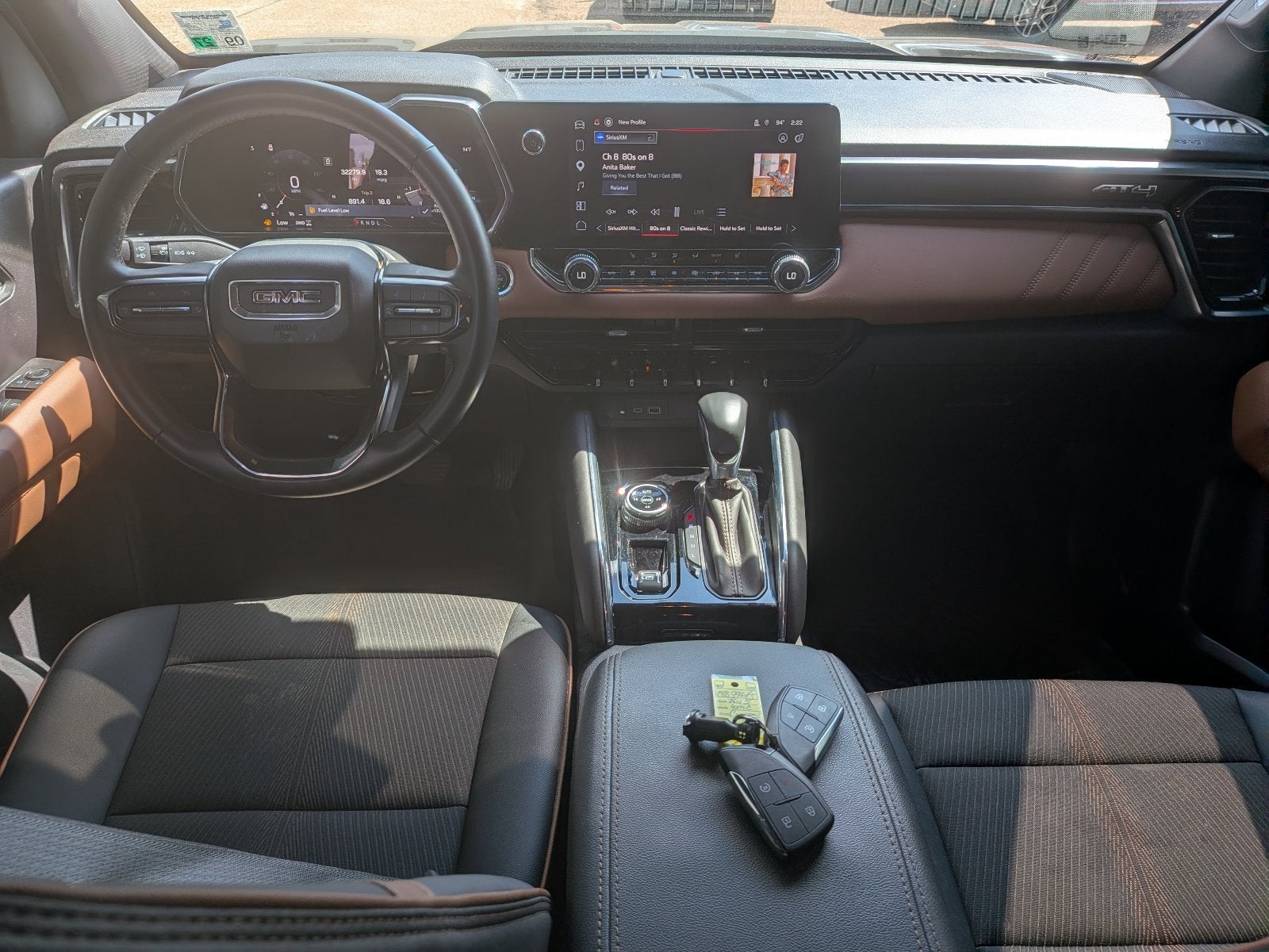 2025 GMC Canyon AT4