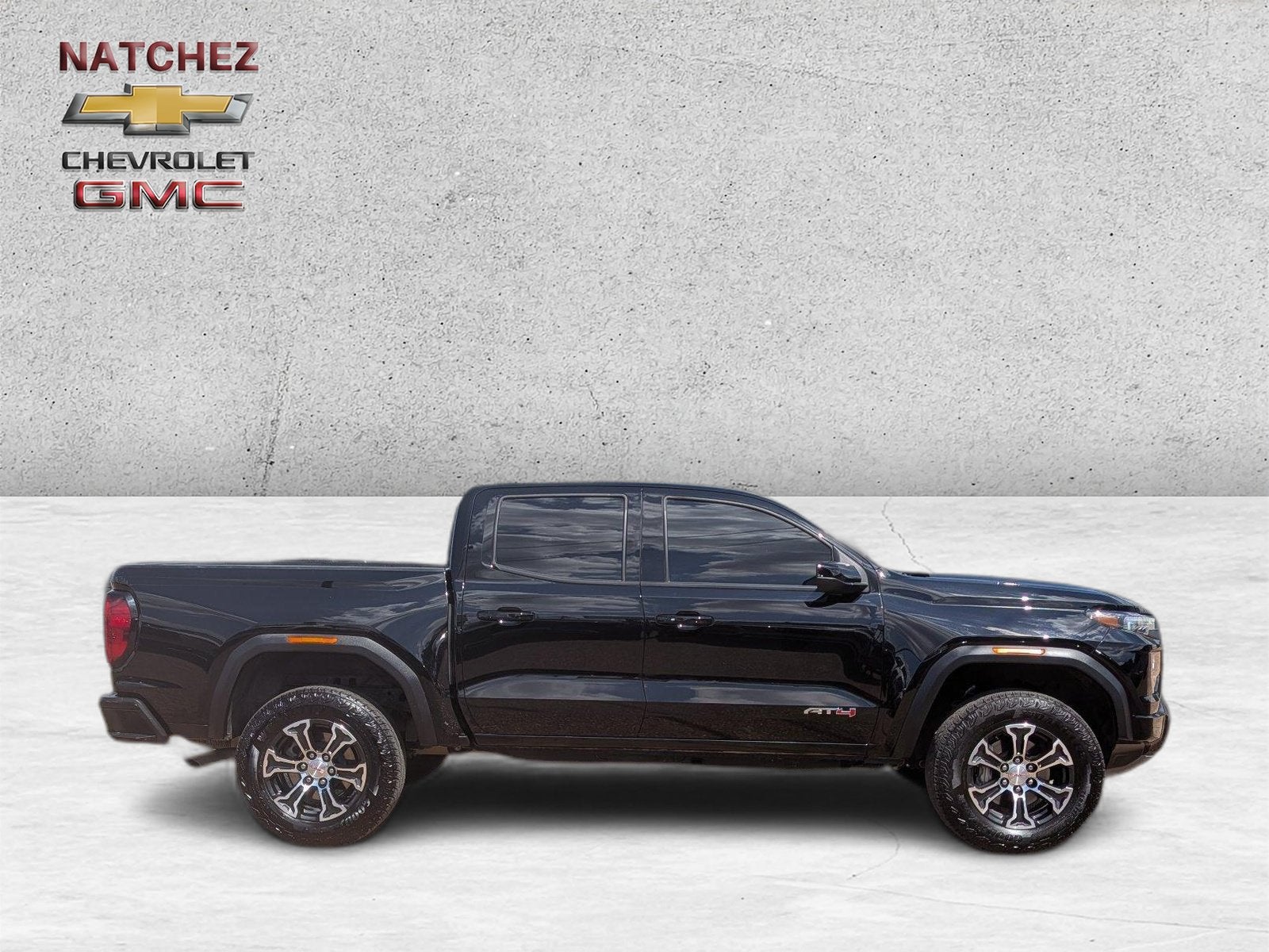 2025 GMC Canyon AT4