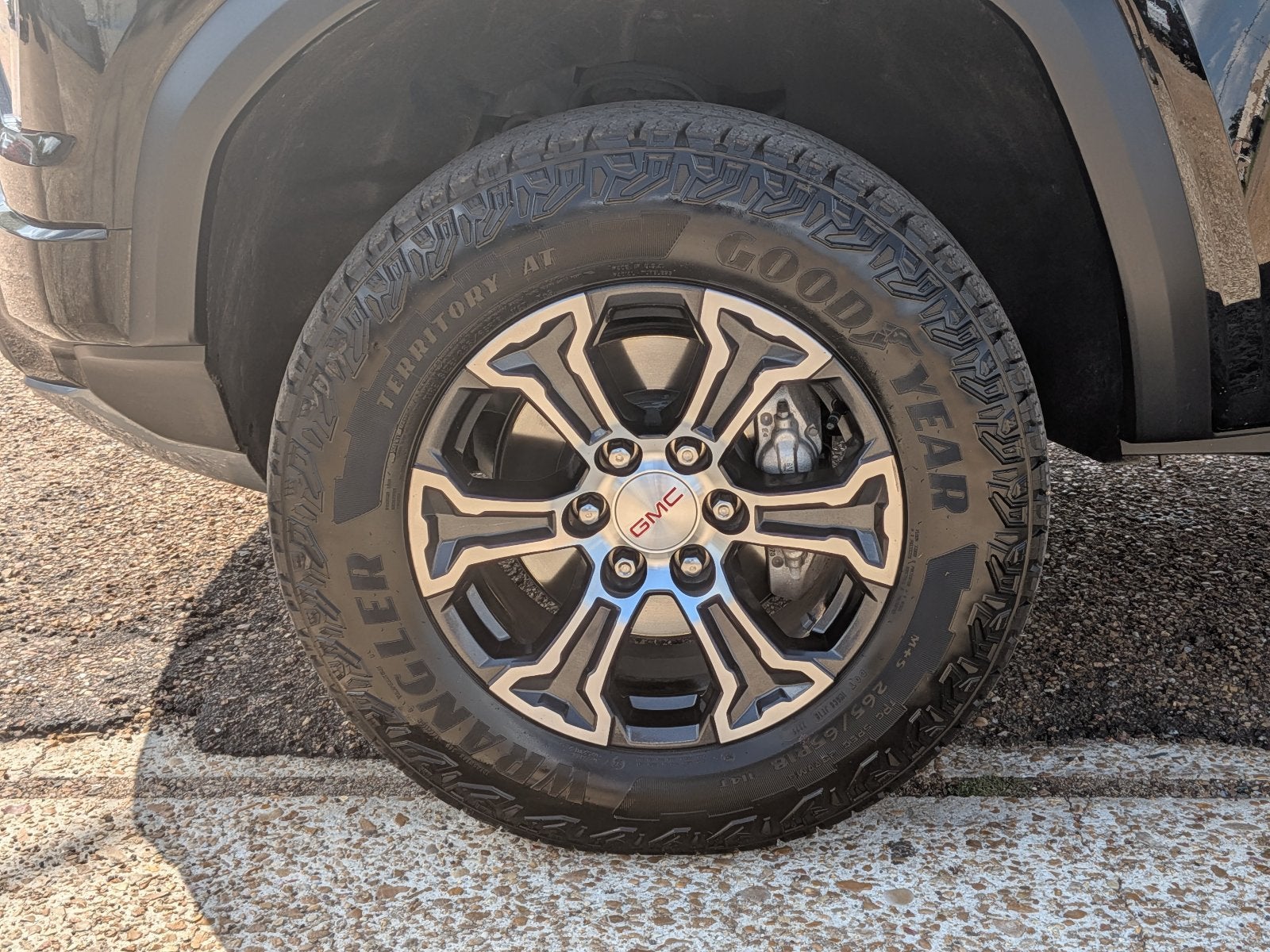 2025 GMC Canyon AT4
