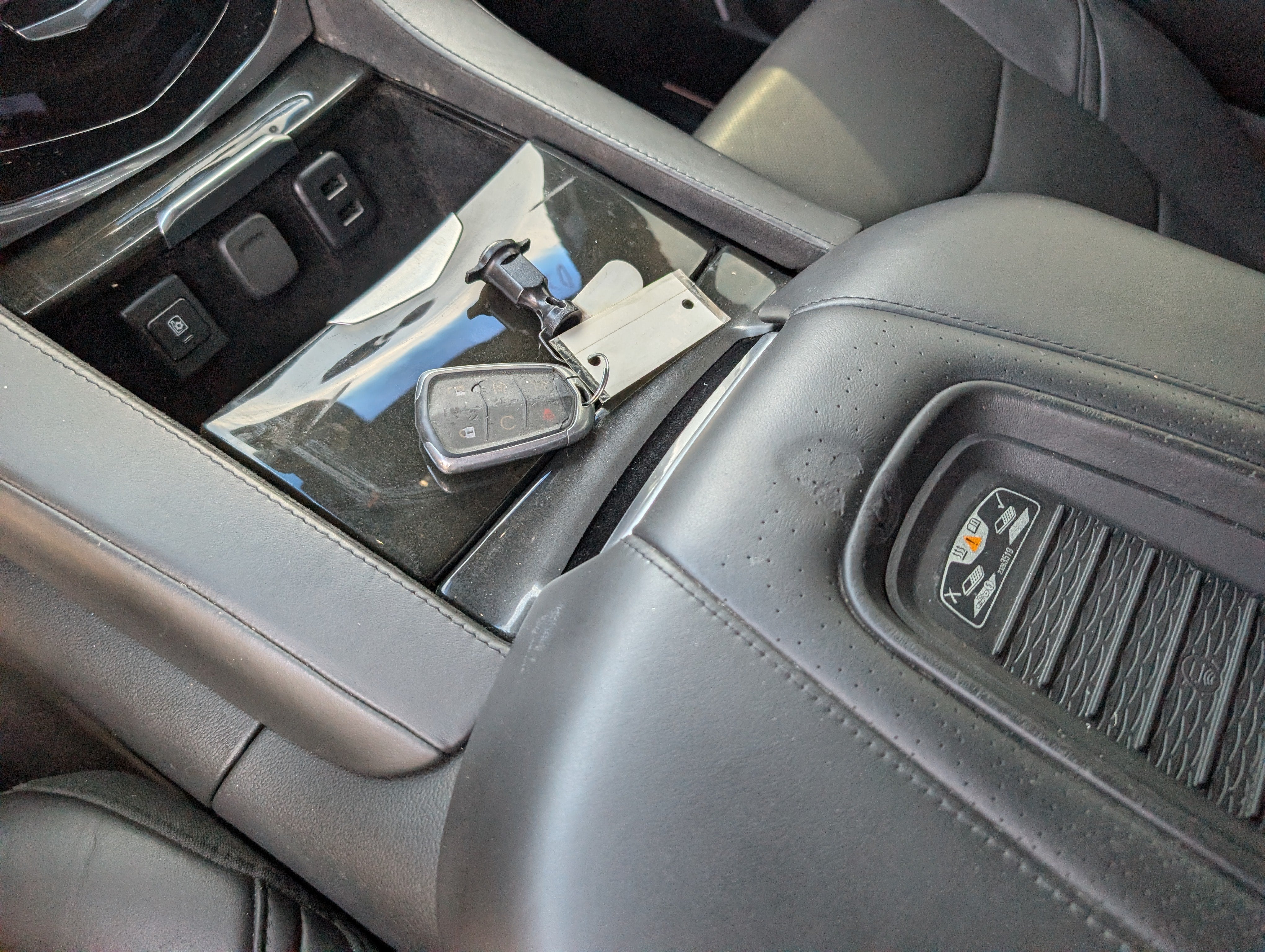 2019 Cadillac Escalade Platinum