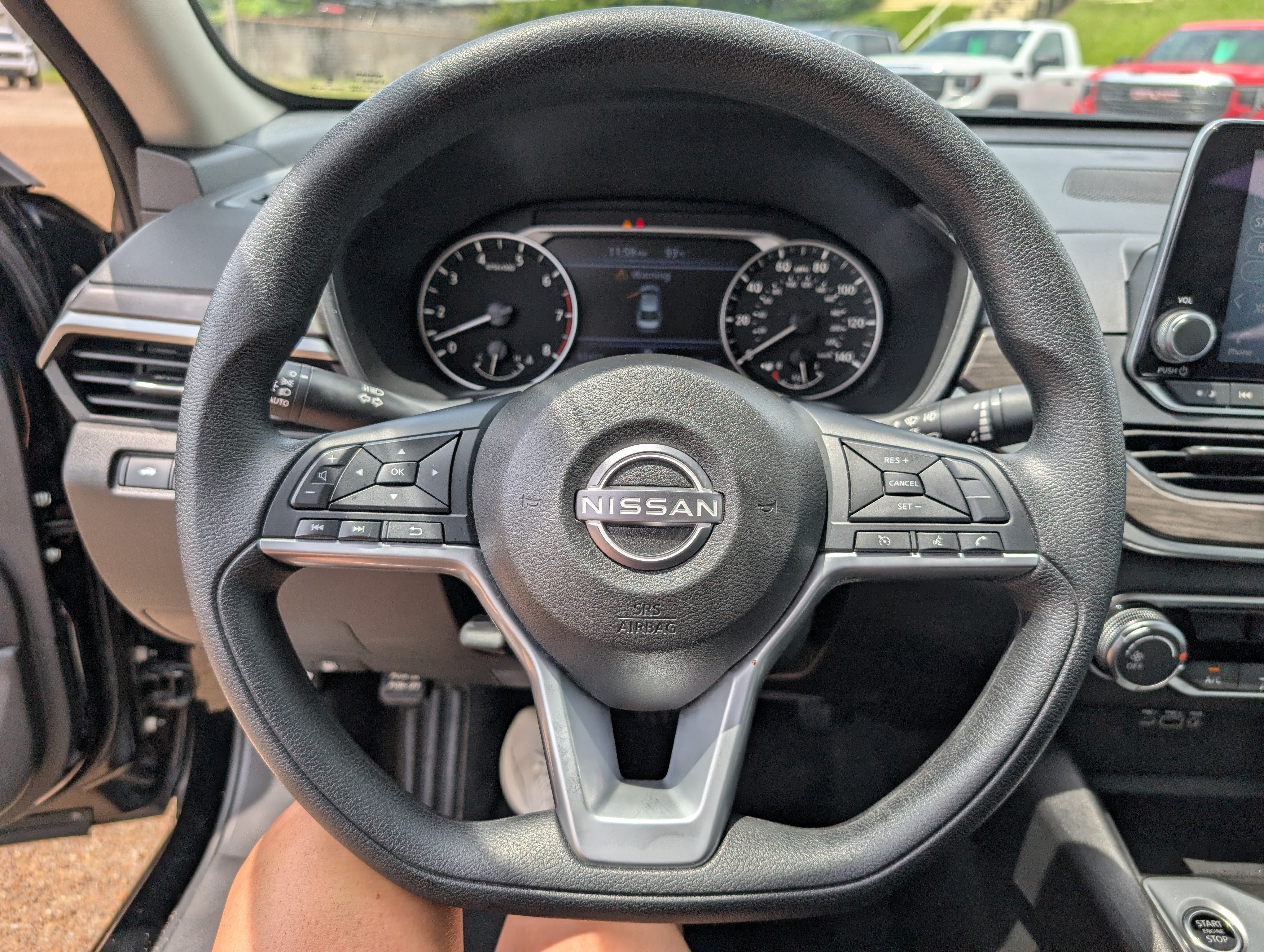 2025 Nissan Altima SV