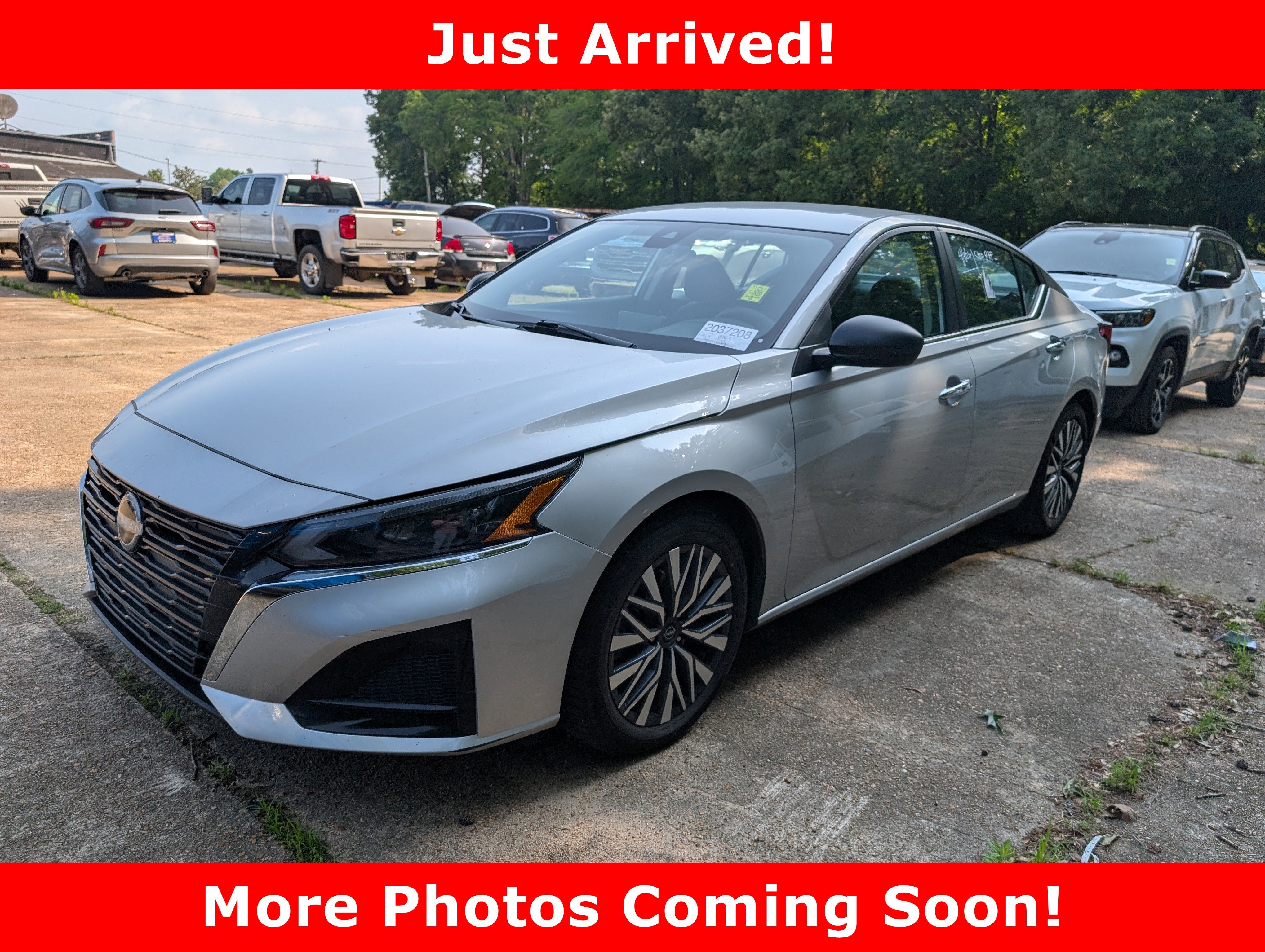 2025 Nissan Altima SV