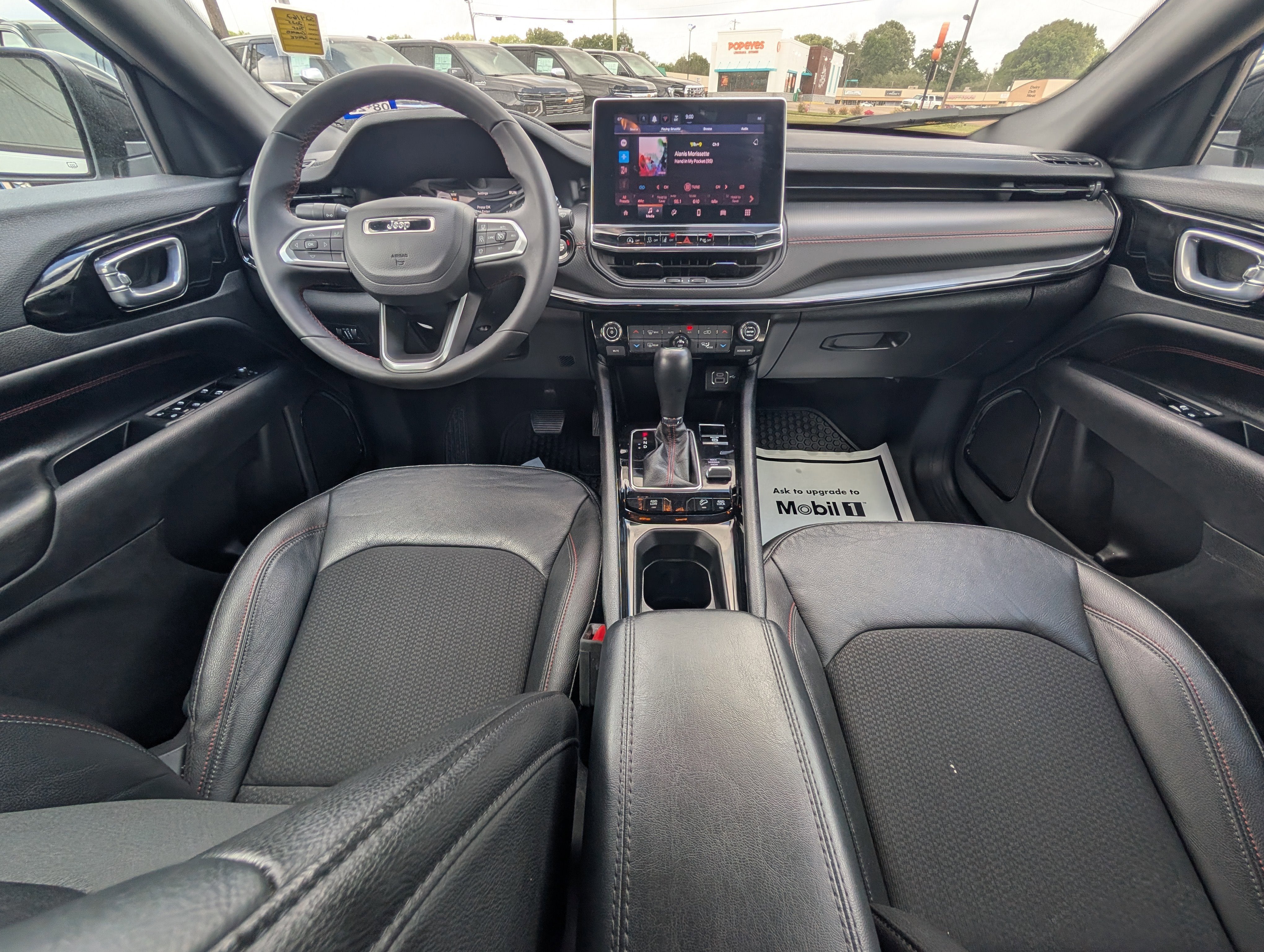 2025 Jeep Compass Trailhawk