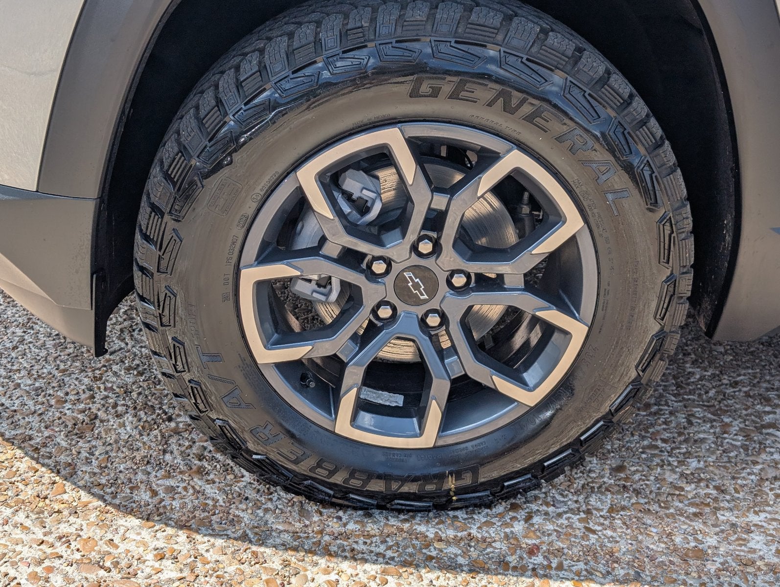 2027 Chevrolet Equinox ACTIV