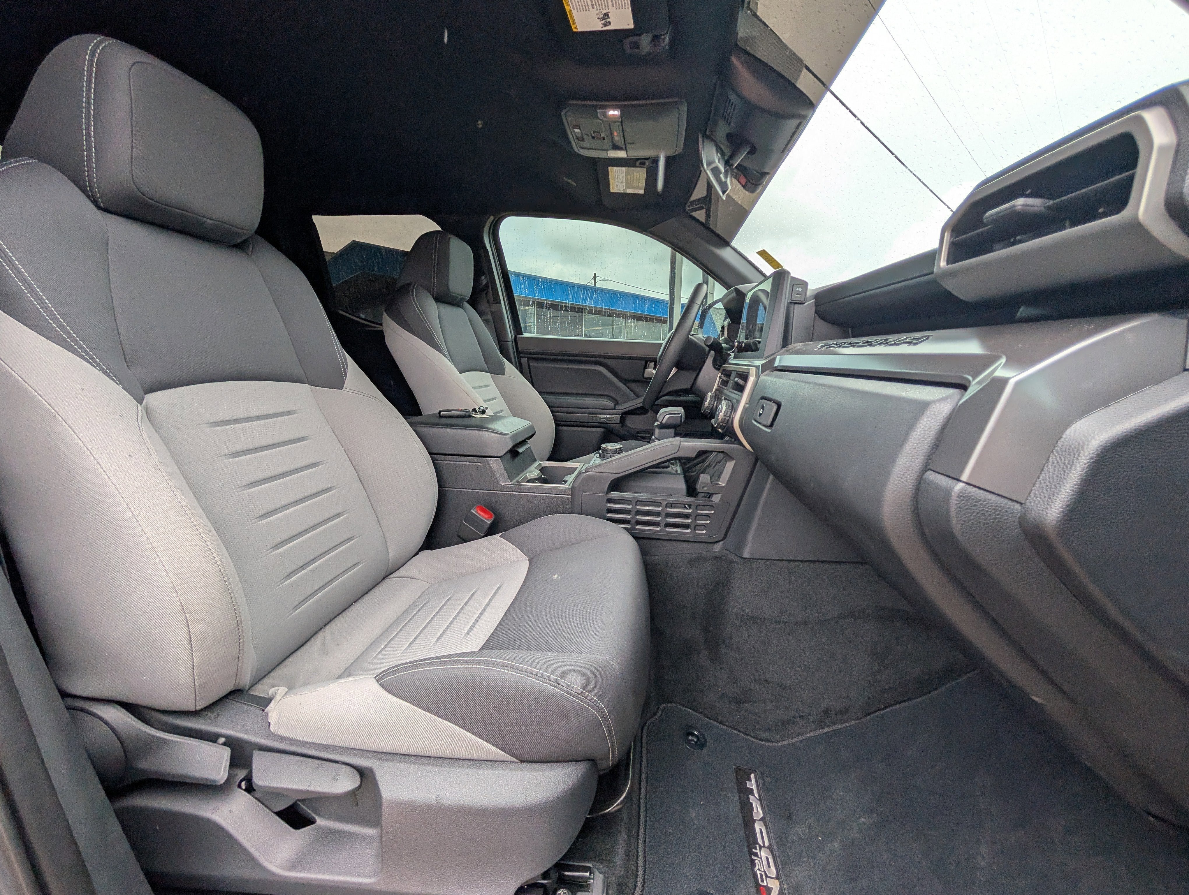 2024 Toyota Tacoma 4WD SR5