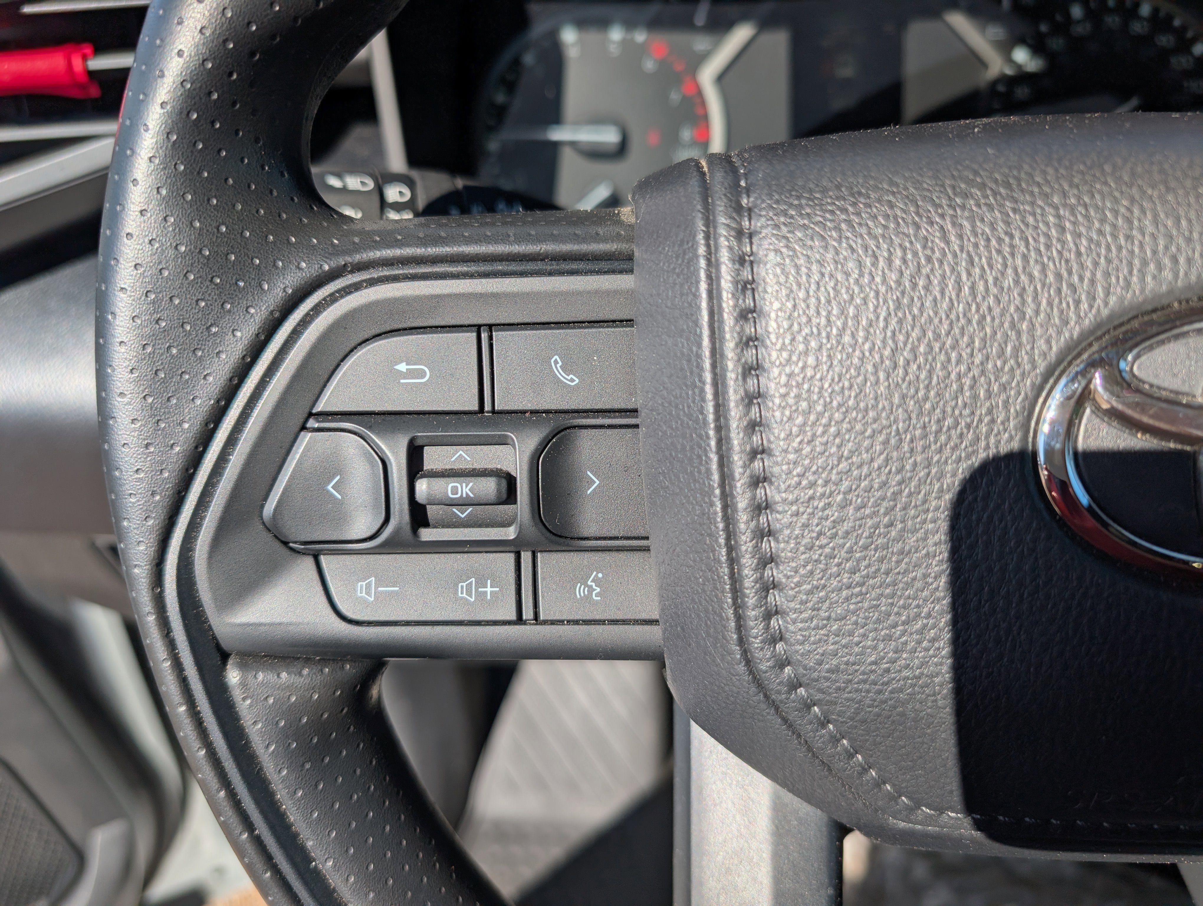 2026 Toyota Tundra 2WD SR