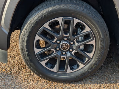 2024 Toyota Sequoia SR5