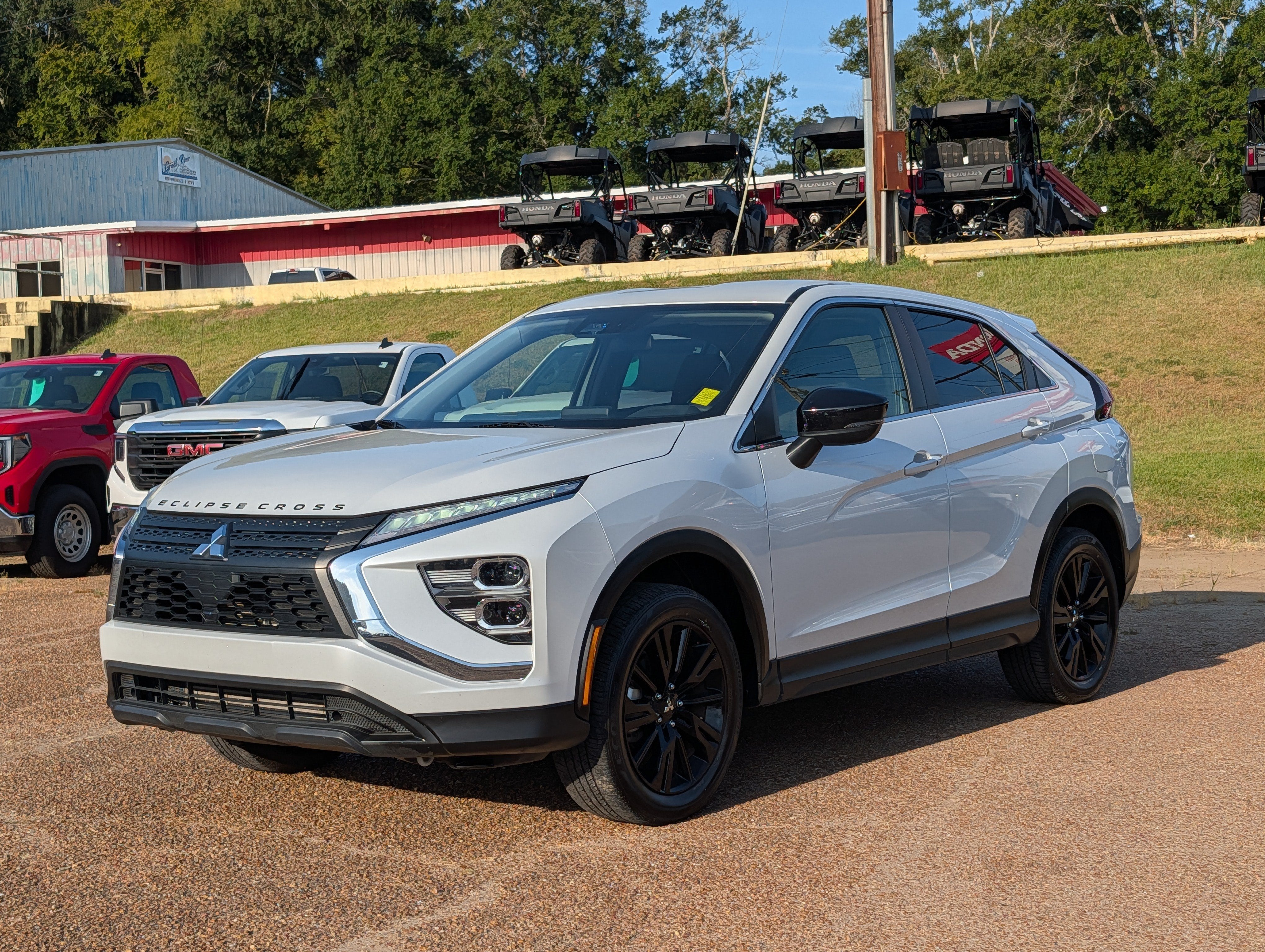 2025 Mitsubishi Eclipse Cross LE