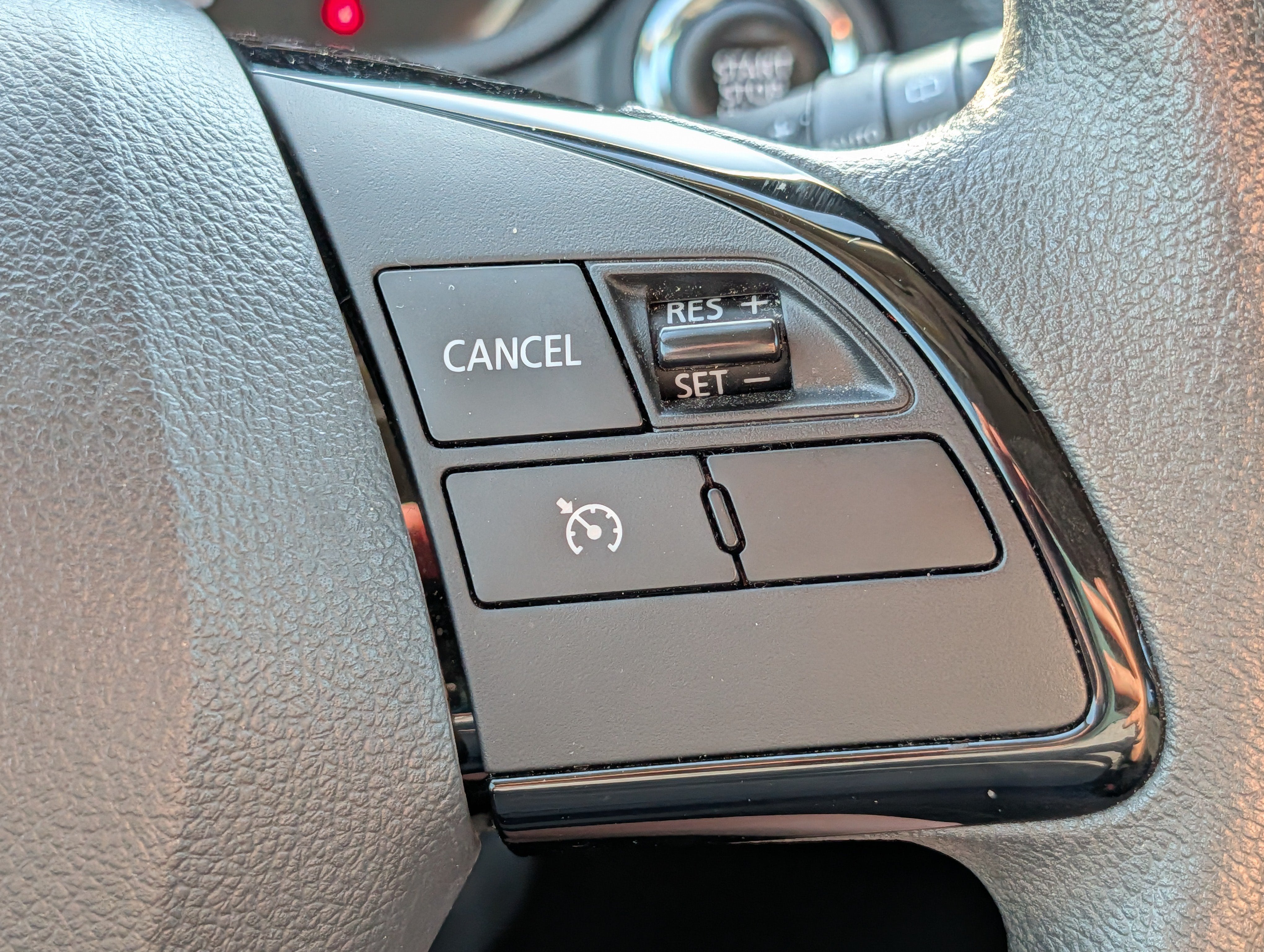 2025 Mitsubishi Eclipse Cross LE