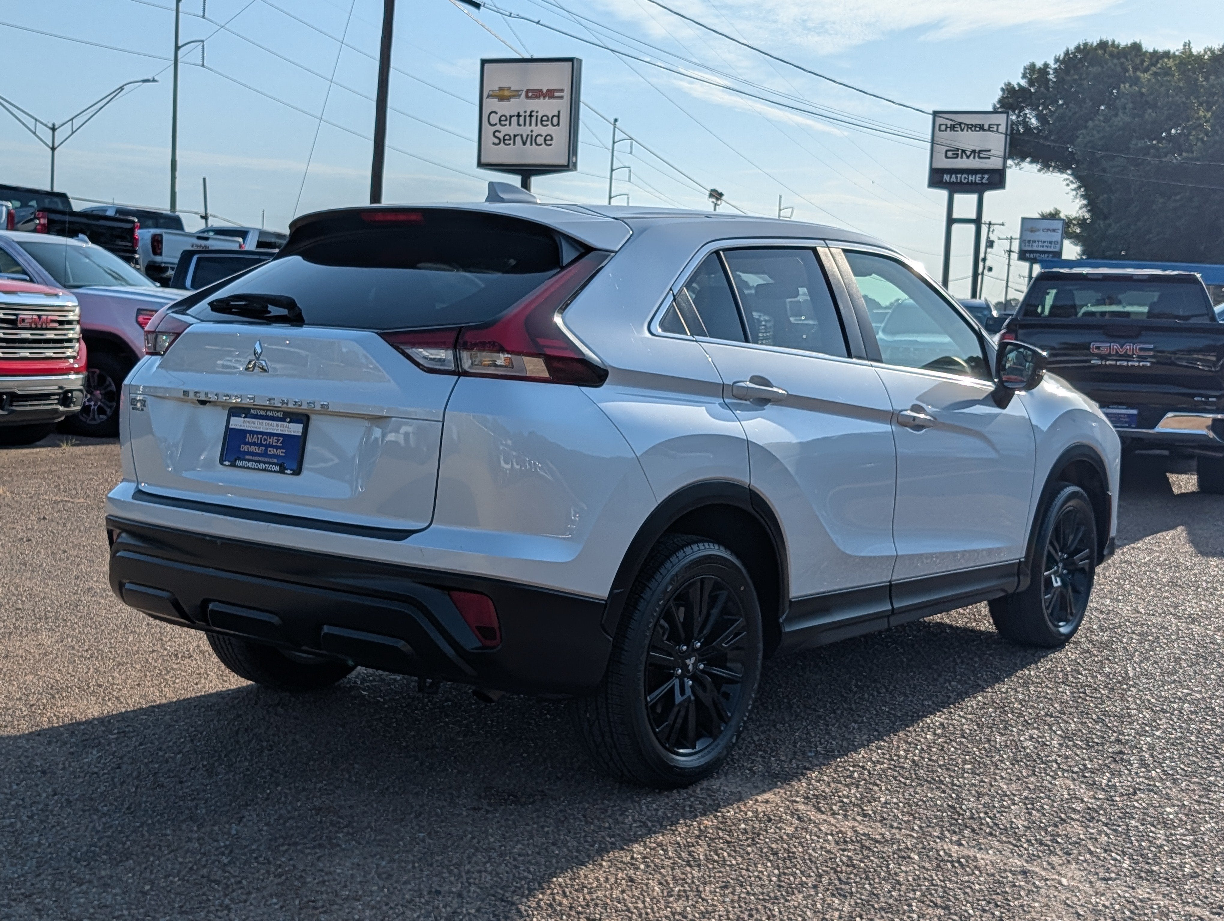 2025 Mitsubishi Eclipse Cross LE
