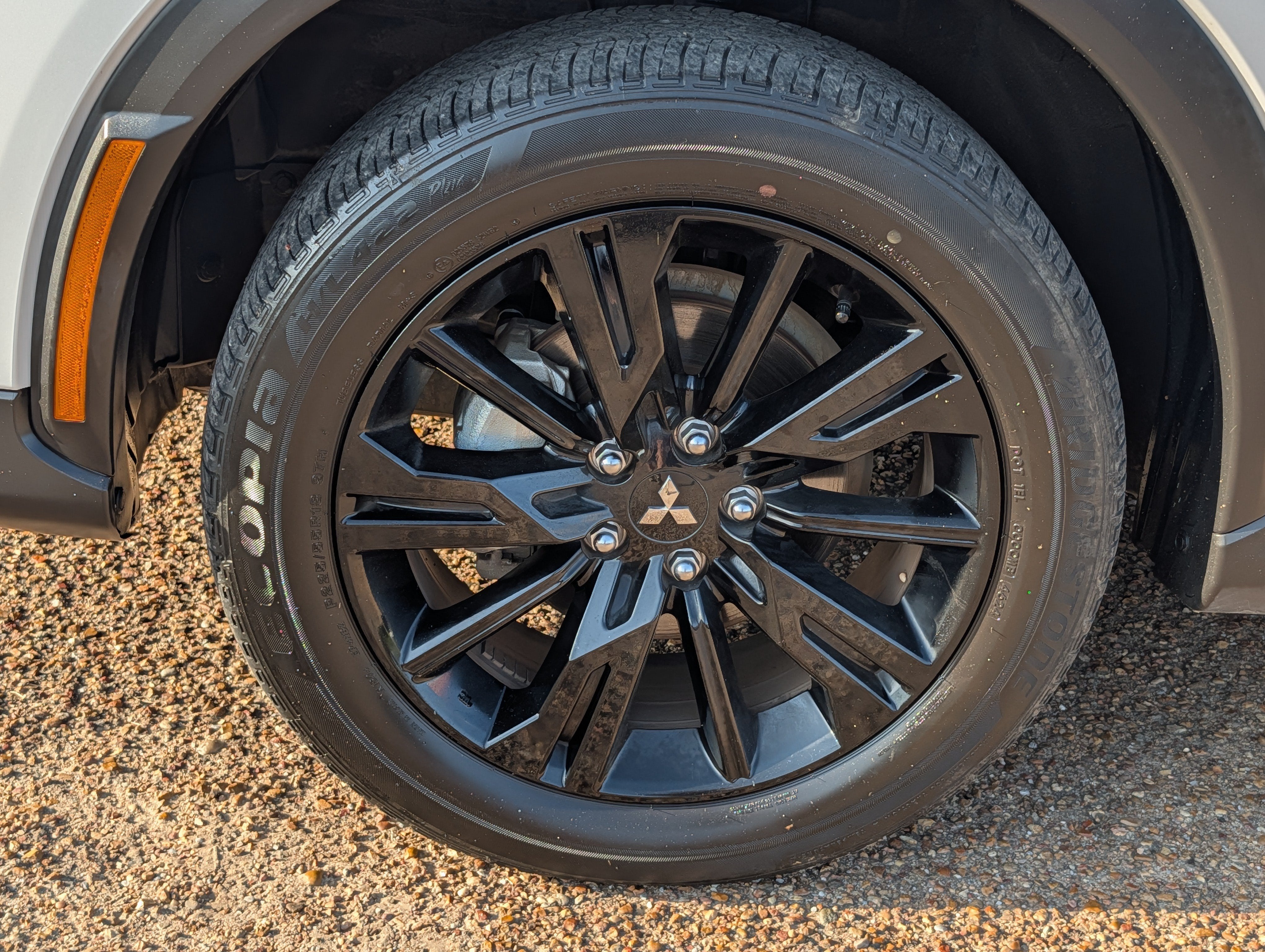 2025 Mitsubishi Eclipse Cross LE