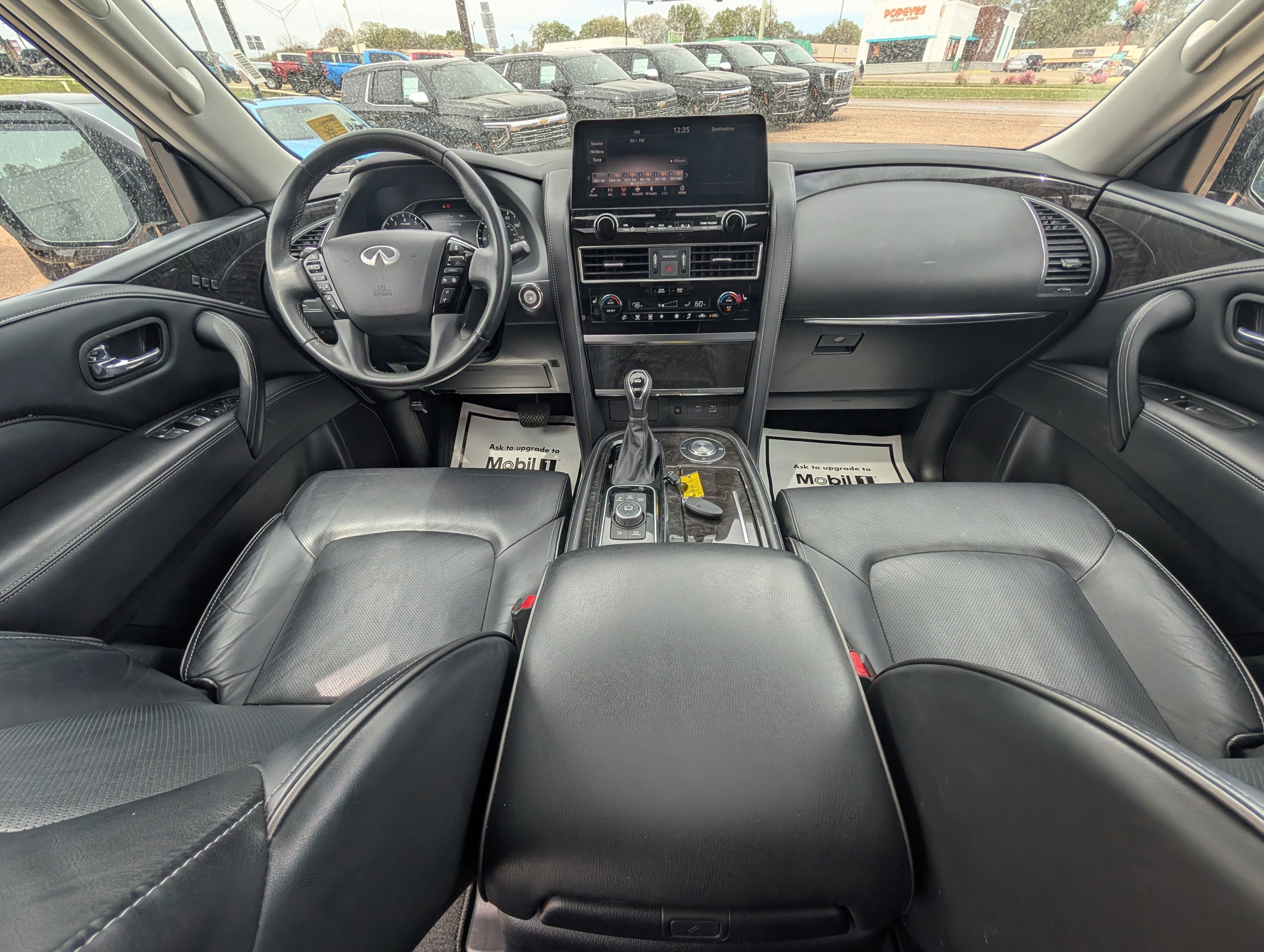 2024 INFINITI QX80 LUXE