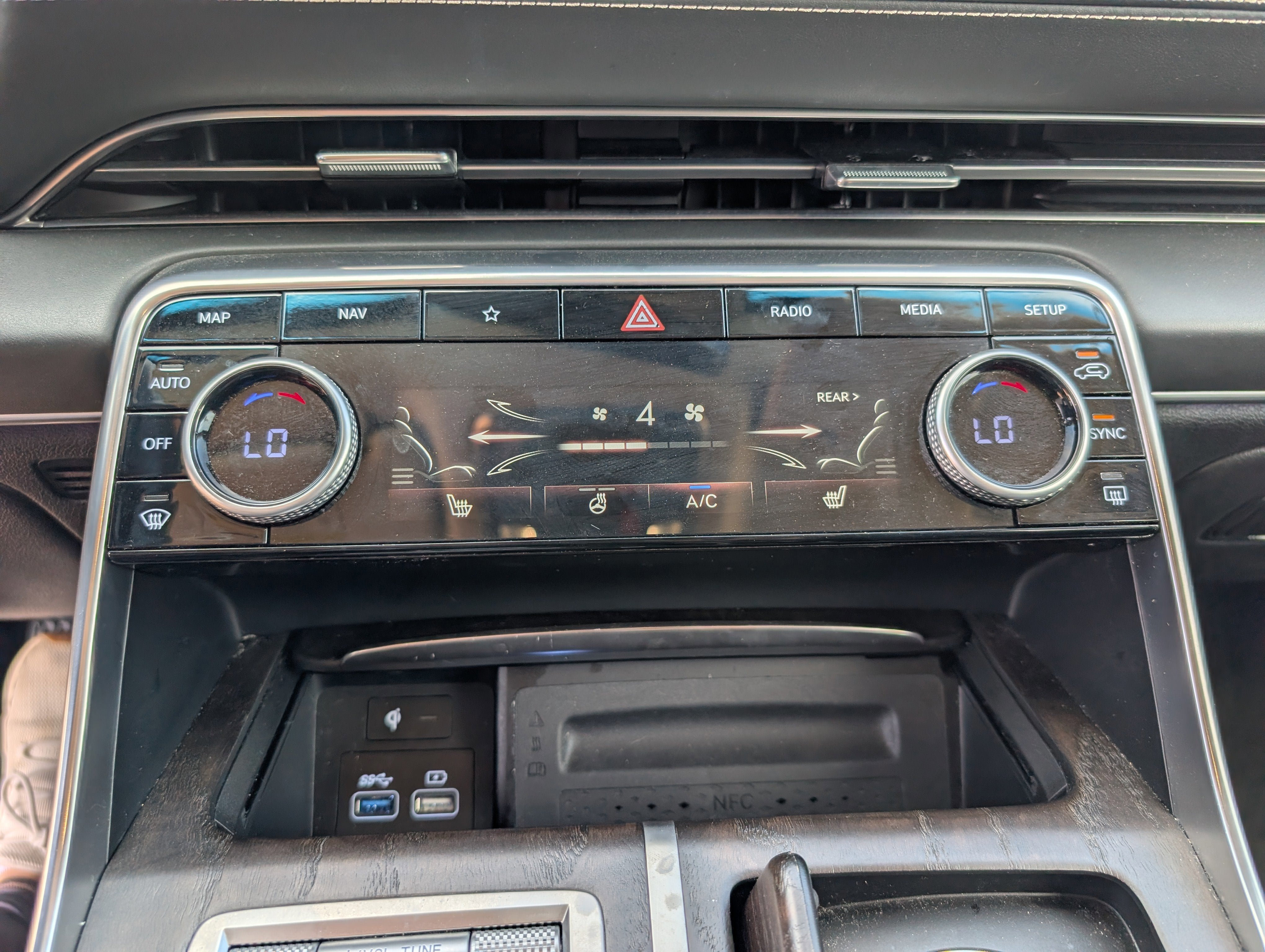 2024 Genesis GV80 NA