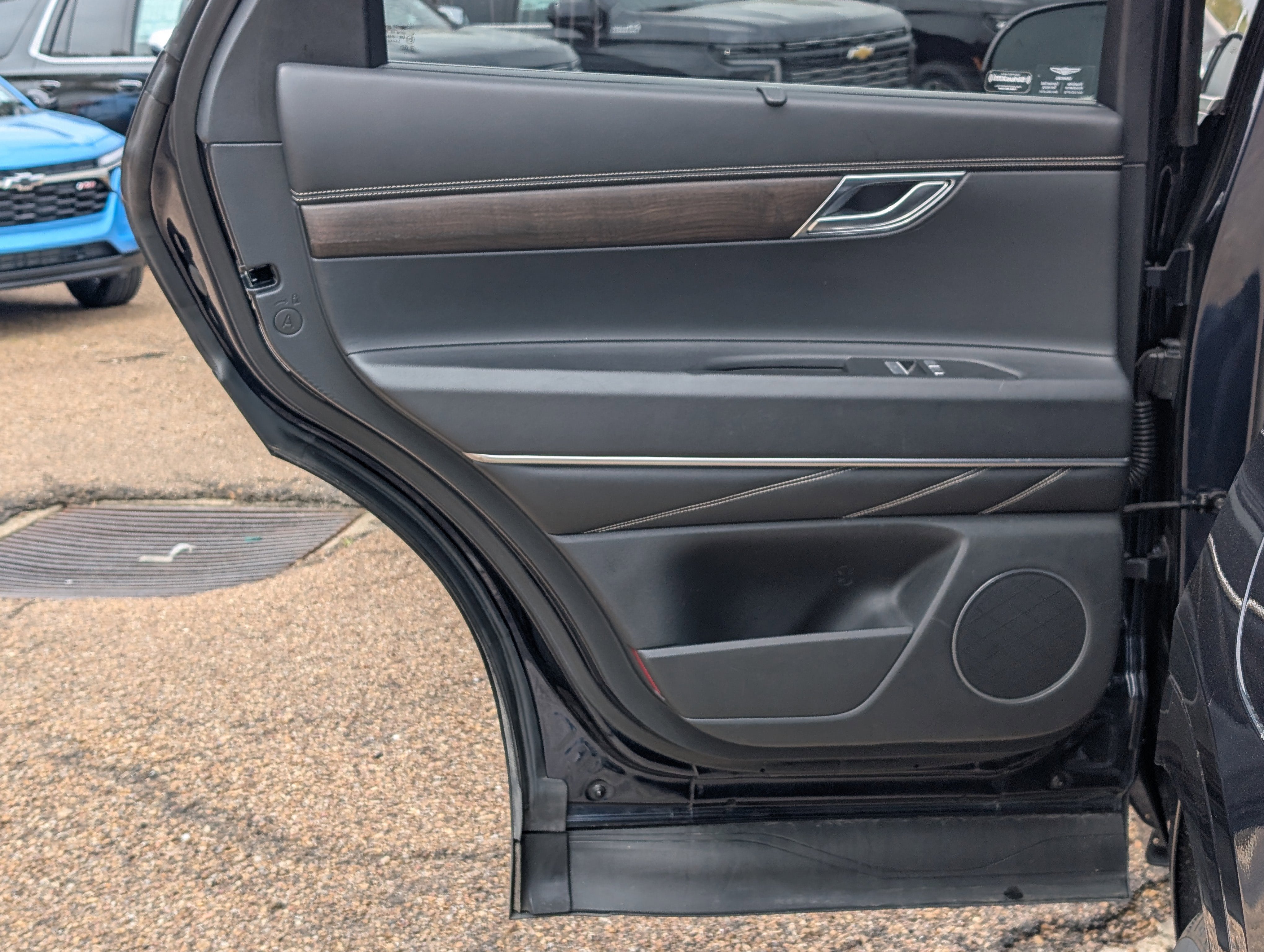 2024 Genesis GV80 NA