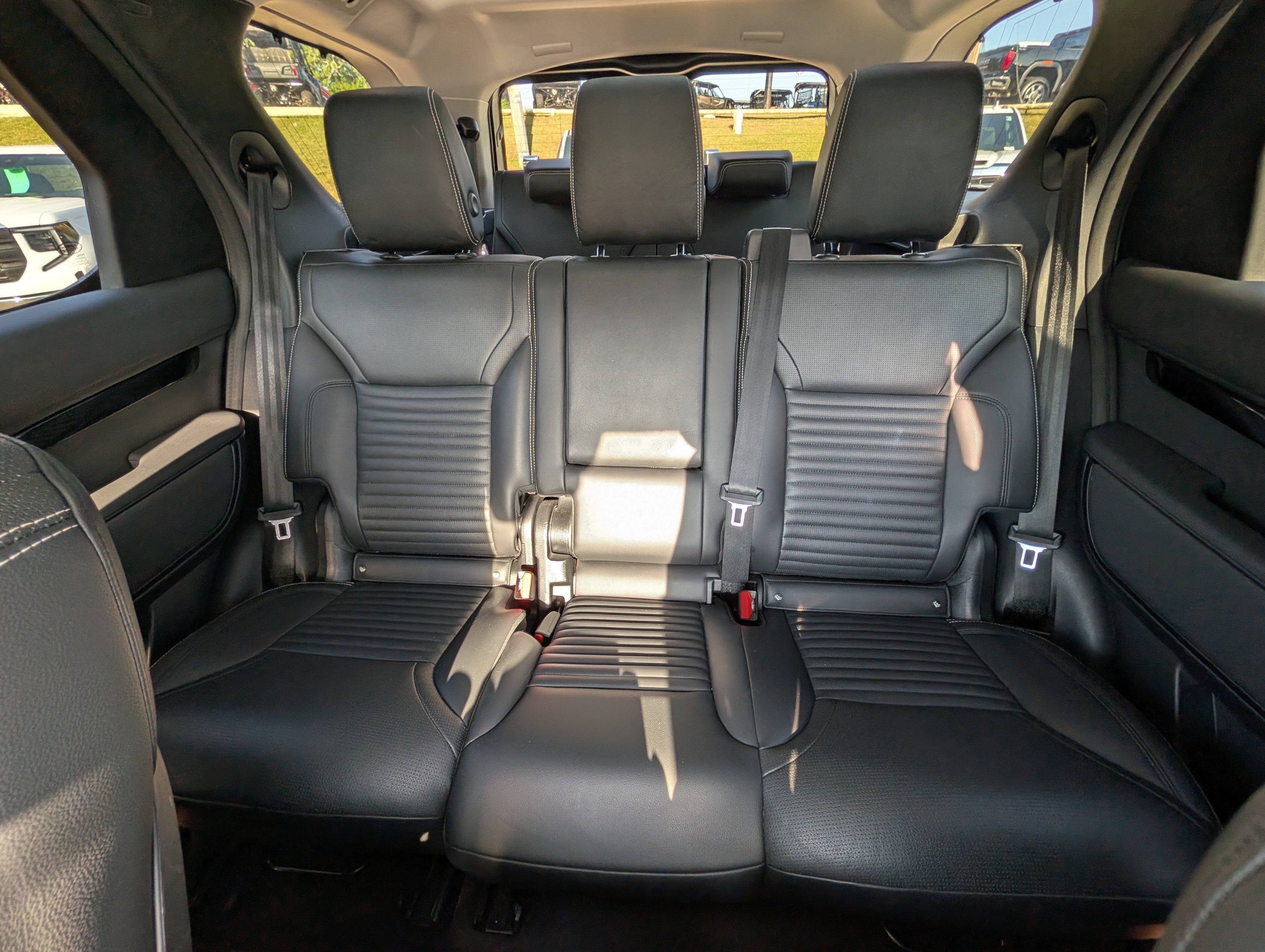 2024 Land Rover Discovery S