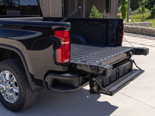 2025 Chevrolet Silverado HD multiflex tailgate
