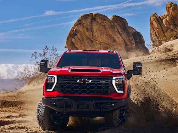 2026 Chevrolet Silverado 2500 HD Off-road driving