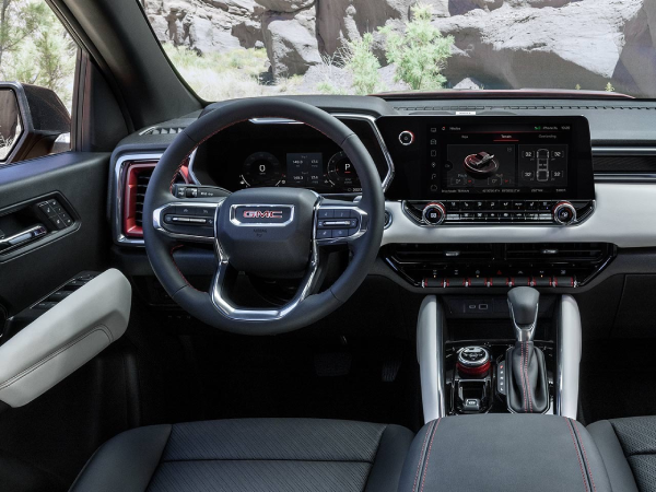2026 GMC Canyon Dashboard