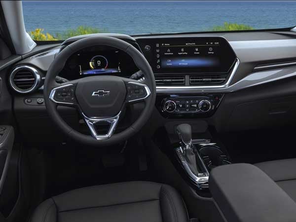 2025 Chevrolet Trax interior